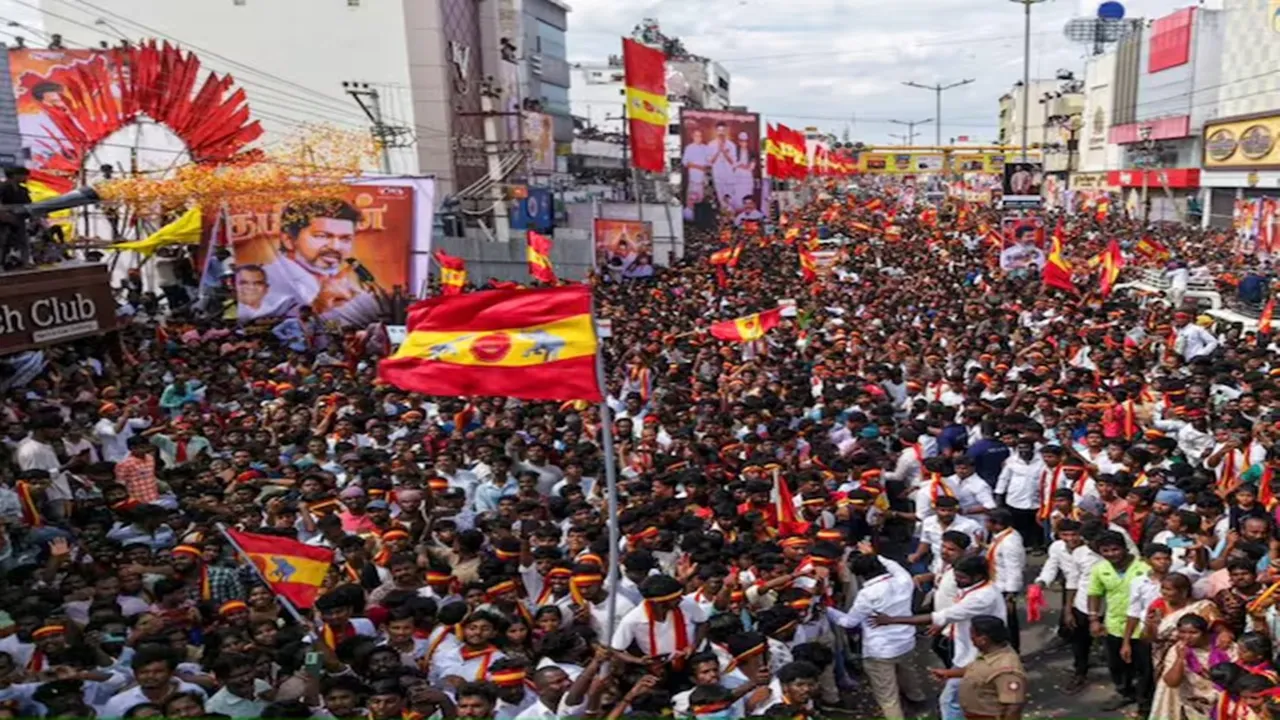 Karur Rally :  एक्टर विजय की रैली में भगदड़! दम घुटने से करीब 31 लोगों की मौत, कई घायल
