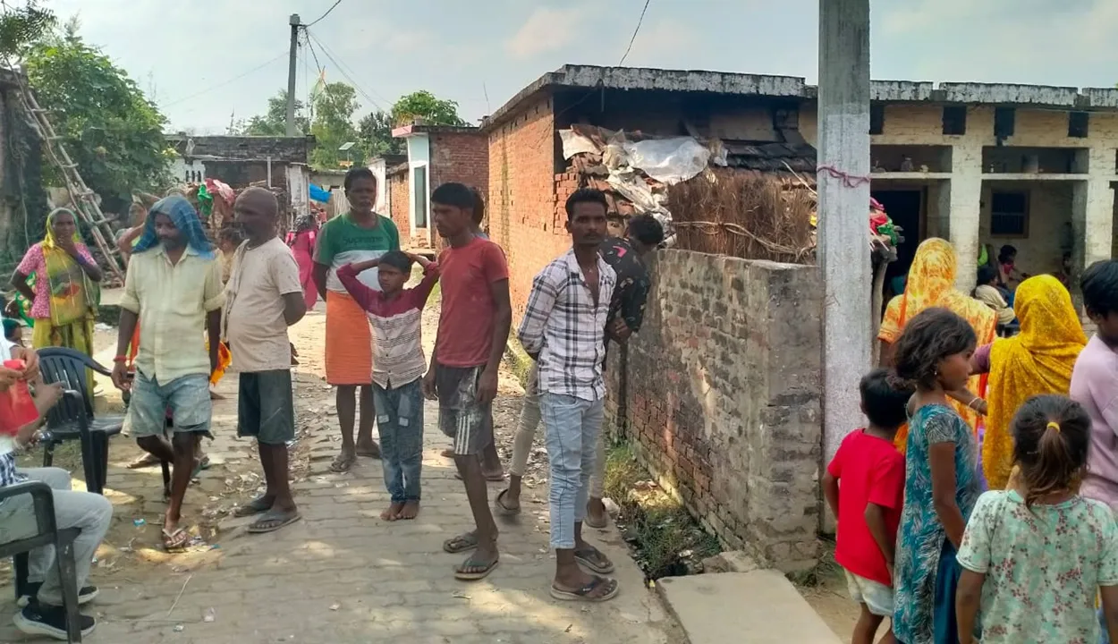 बलरामपुर : पति ने बेरहमी से पत्नी को पीट-पीटकर उतारा मौत के घाट, गांव में सनसनी 