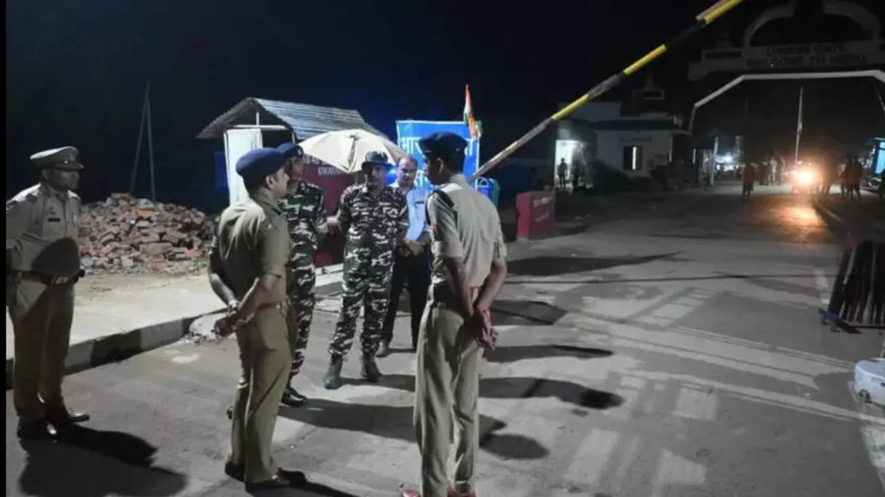 नेपाल हिंसा... यूपी में अलर्टः DGP राजीव कृष्ण के निर्देश के बाद नेपाल सीमा से सटे 7 जिलों में हाई अलर्ट 