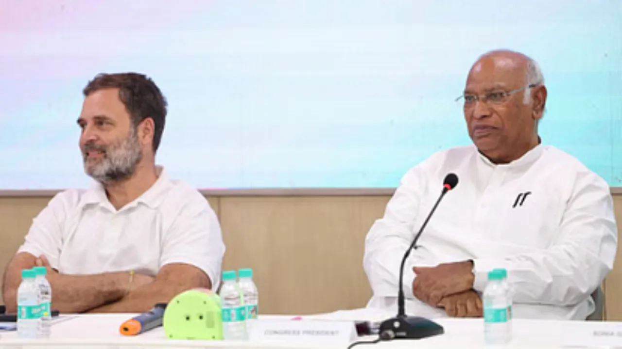 कांग्रेस कार्य समिति की बैठक शुरू, बिहार विधानसभा चुनाव और 'वोट चोरी' पर होगी चर्चा 