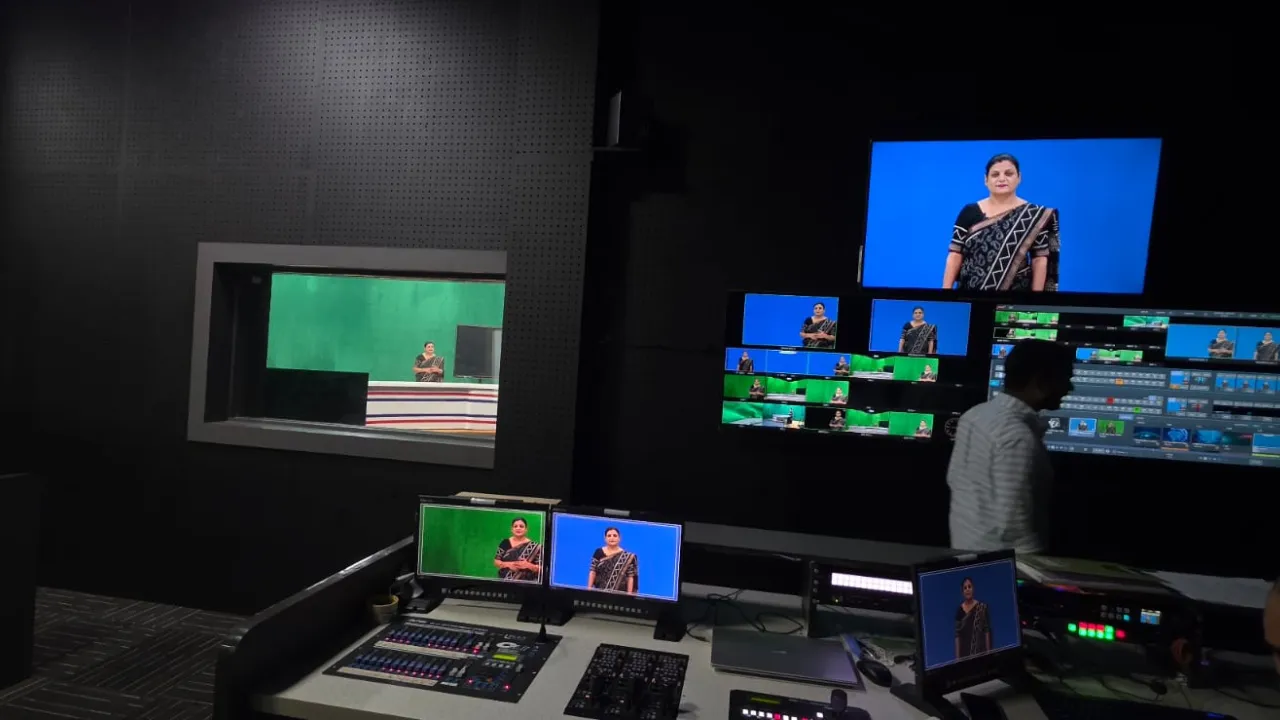 अब दूरदर्शन पर बच्चों को पढ़ाएंगी जौनपुर की प्रीति श्रीवास्तव, पीएम ई विद्या के तहत मिला राष्ट्रीय मंच