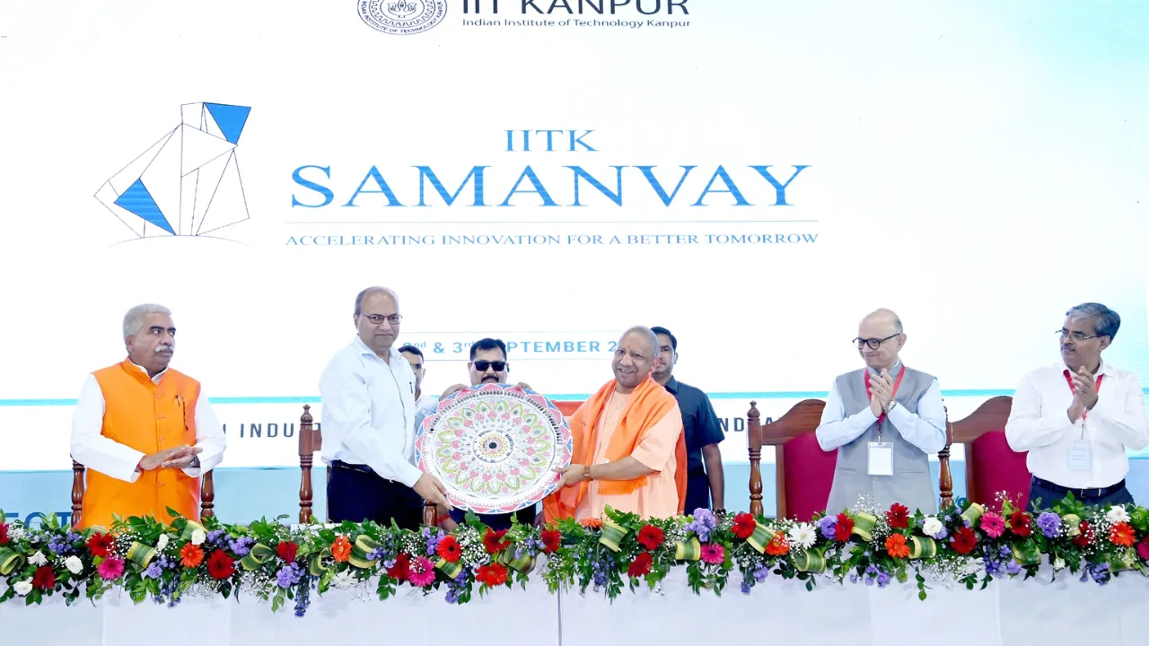 CM Yogi: सीएम ने IIT कानपुर में कॉरपोरेट-एकेडमिया समन्वय का किया उद्घाटन, बोले- नई तकनीक और भारत... विकसित भारत का संकल्प