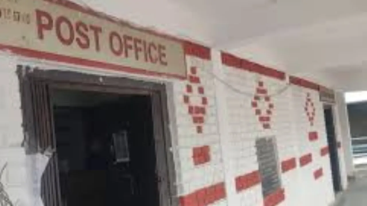 रजिस्टर्ड डाक का स्पीड पोस्ट में विलय से बढ़ी ग्राहकों की परेशानी, देना पड़ रहा अतिरिक्त शुल्क