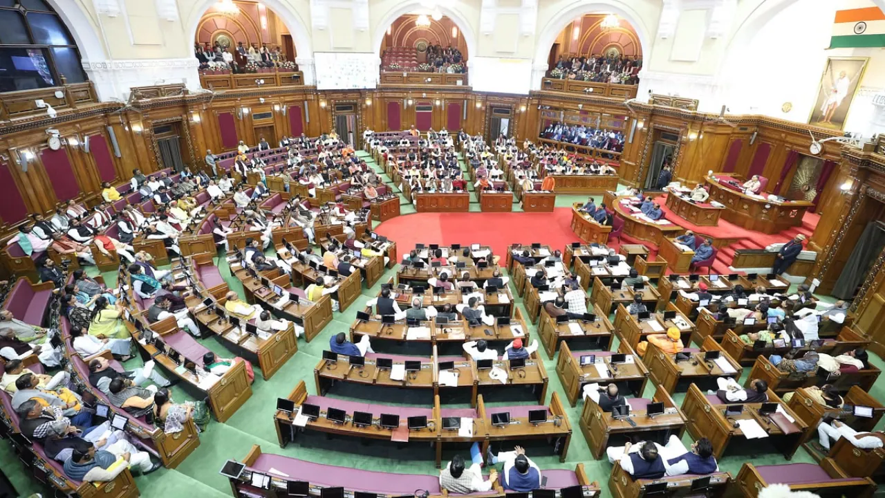 अगले साल विधान परिषद के 11 सदस्यों का कार्यकाल होगा समाप्त, स्नातक निर्वाचन क्षेत्र से लेकर शिक्षक निर्वाचन क्षेत्रों के सदस्य हैं शामिल