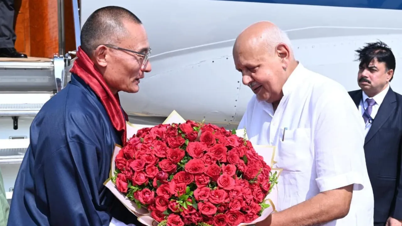 अयोध्या पहुंचे भूटान के प्रधानमंत्री, करेंगे रामलला के दर्शन, पीएम-सीएम कार्यालय कर रहे निगरानी