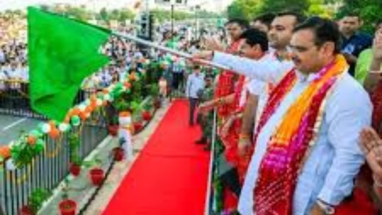 जयपुर में सीएम भजनलाल ने नमो युवा रन मैराथन को दिखाई हरी झंडी... कहा- सरकार स्वस्थ, समृद्ध और नशामुक्त  बनाने के लिए प्रतिबद्ध 