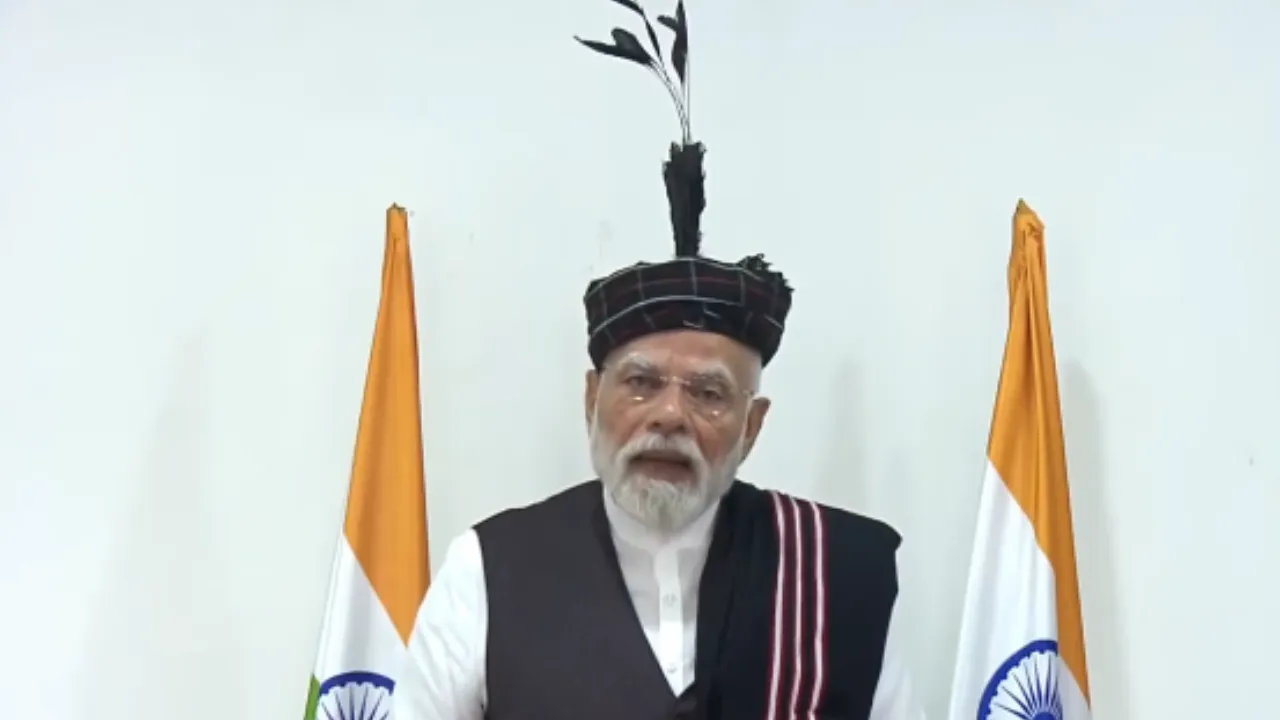 PM मोदी की आइजोल में हुंकार, बोले- 'देश के विकास में है मिजोरम का अहम योगदान'