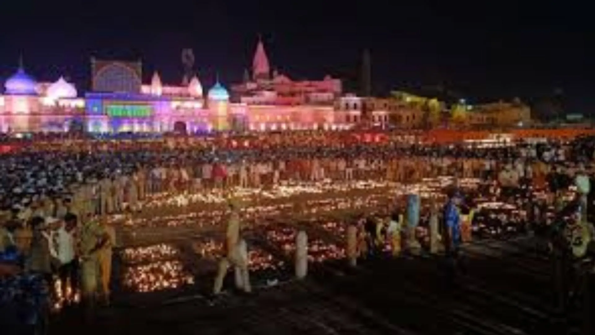 8वीं बार बनेगा नया रिकॉर्ड! पिछला कीर्तिमान तोड़ने के लिए देशी दीयों की रोशनी से जगमगायेगा अयोध्या शहर 