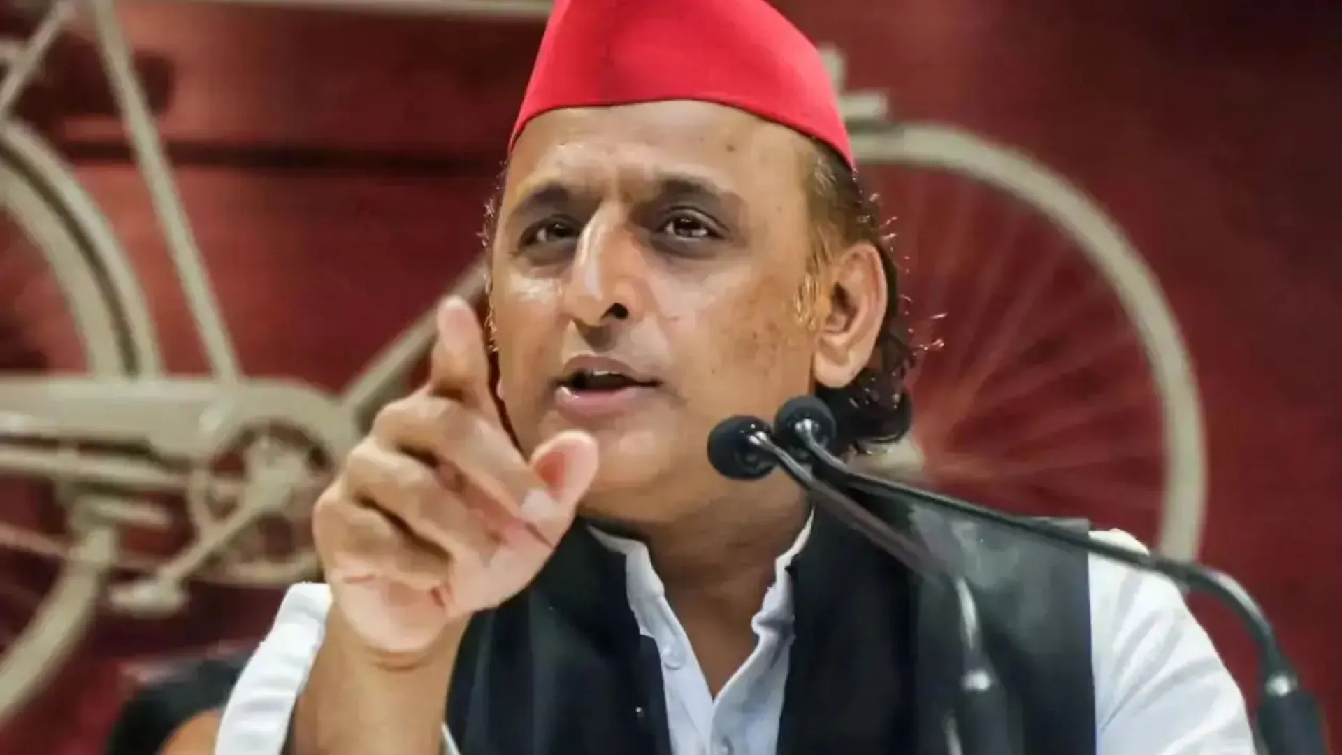 क्या है अखिलेश यादव का मिशन 2027...  'लोकल मेनिफ़ेस्टो' पर फोकस कर सुझाये इन जिलों के नाम, 75 जिलों के विकास का बनाया स्पेशल प्लान