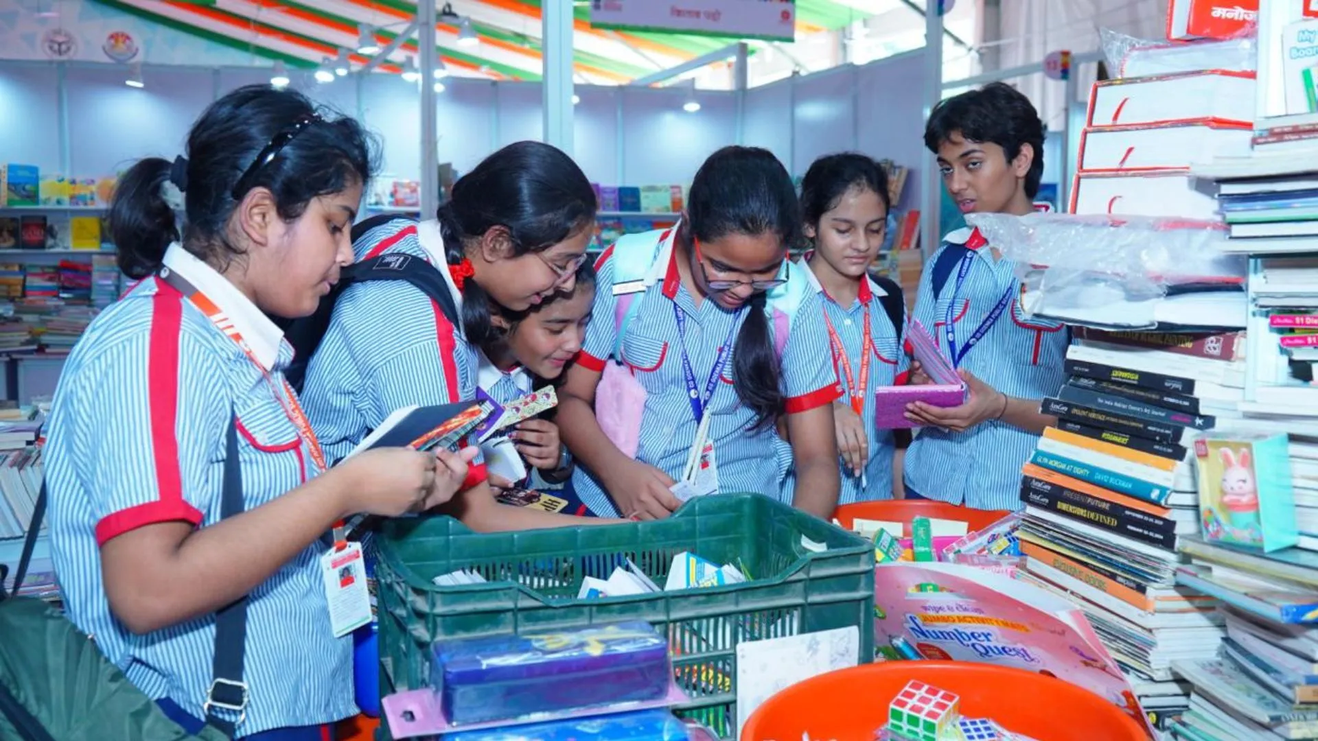 Gomti Book Festival: 5 दिनों में बिकीं 51 हजार किताबें...पुस्तक महोत्सव में लखनऊ के लोगों ने लिया बढ़ चढ़ कर हिस्सा 