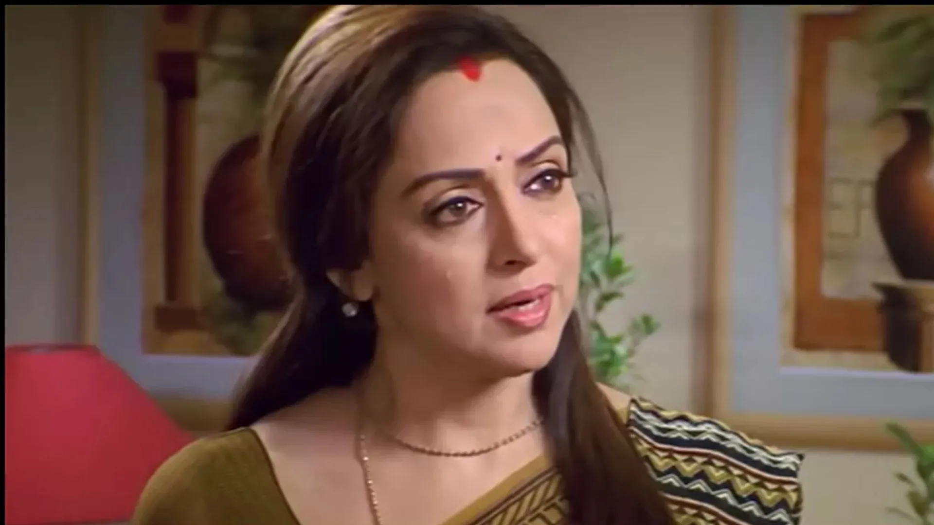 करूर भगदड़ पर BJP सांसद हेमा मालिनी का बड़ा दावा, बोली- विजय की रैली में बिजली गुल....संकरी जगह, ‘कुछ तो गड़बड़ है’