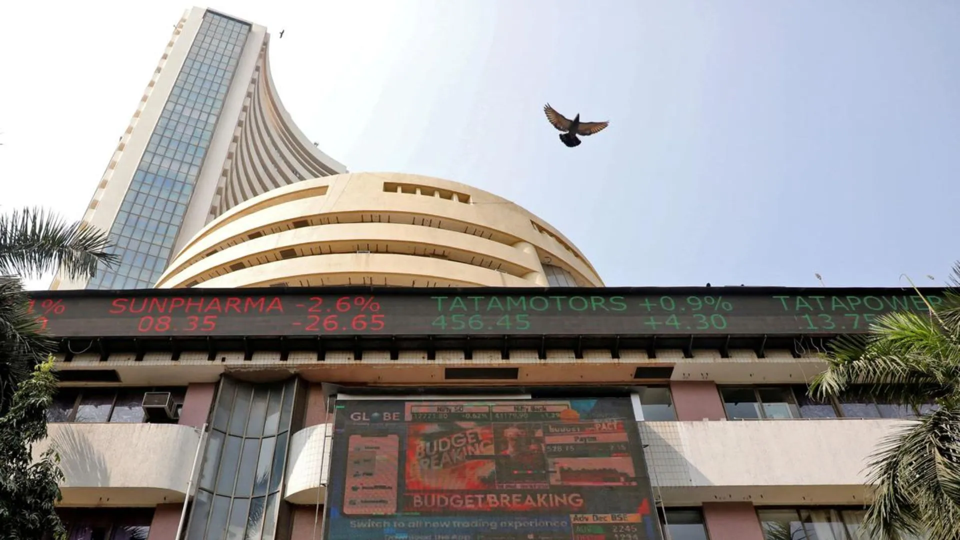 Stock Market Closed: सेंसेक्स 466 अंक टूटा..निफ्टी का हाल बेहाल, बिकवाली से IT शेयरों में जबरजस्त गिरावट  