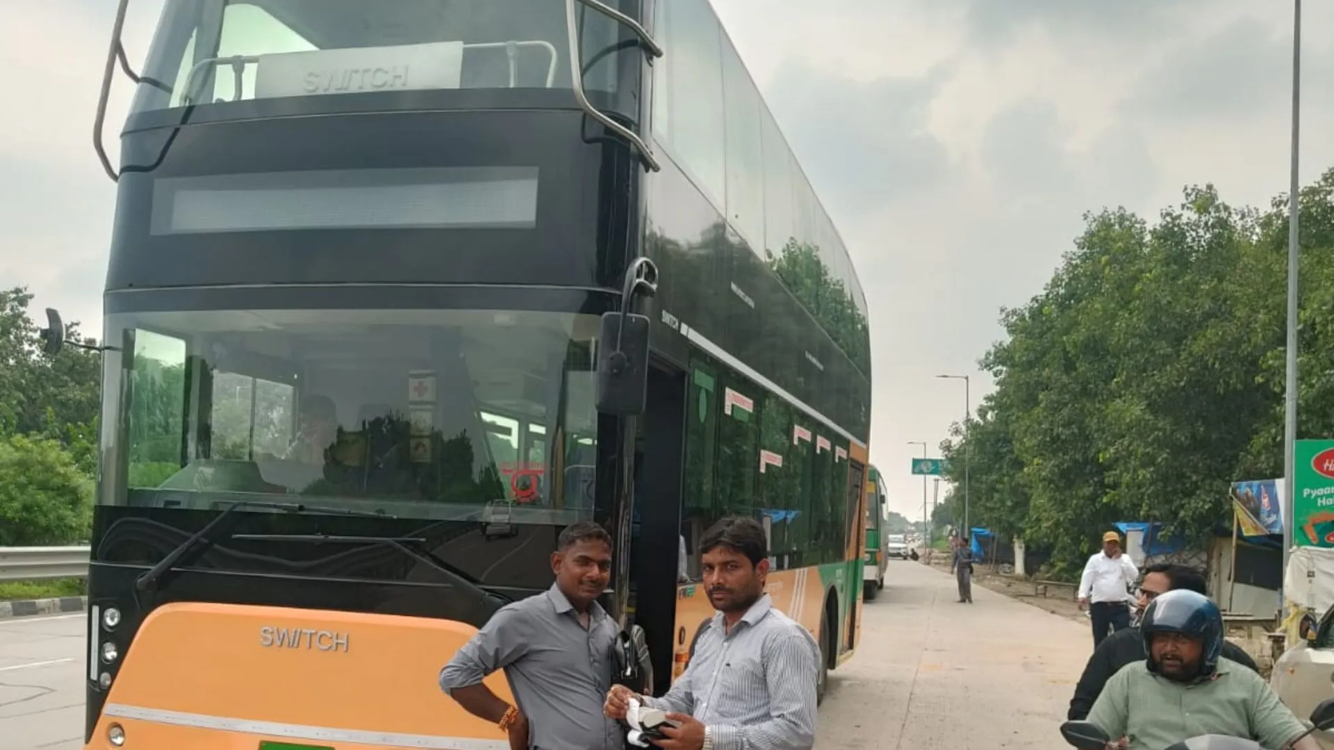 डबल डेकर बसों को मिलेगी ऊर्जा.. अक्टूबर तक तैयार हो जाएगा चार्जिंग स्टेशन, ये होंगे रूट 