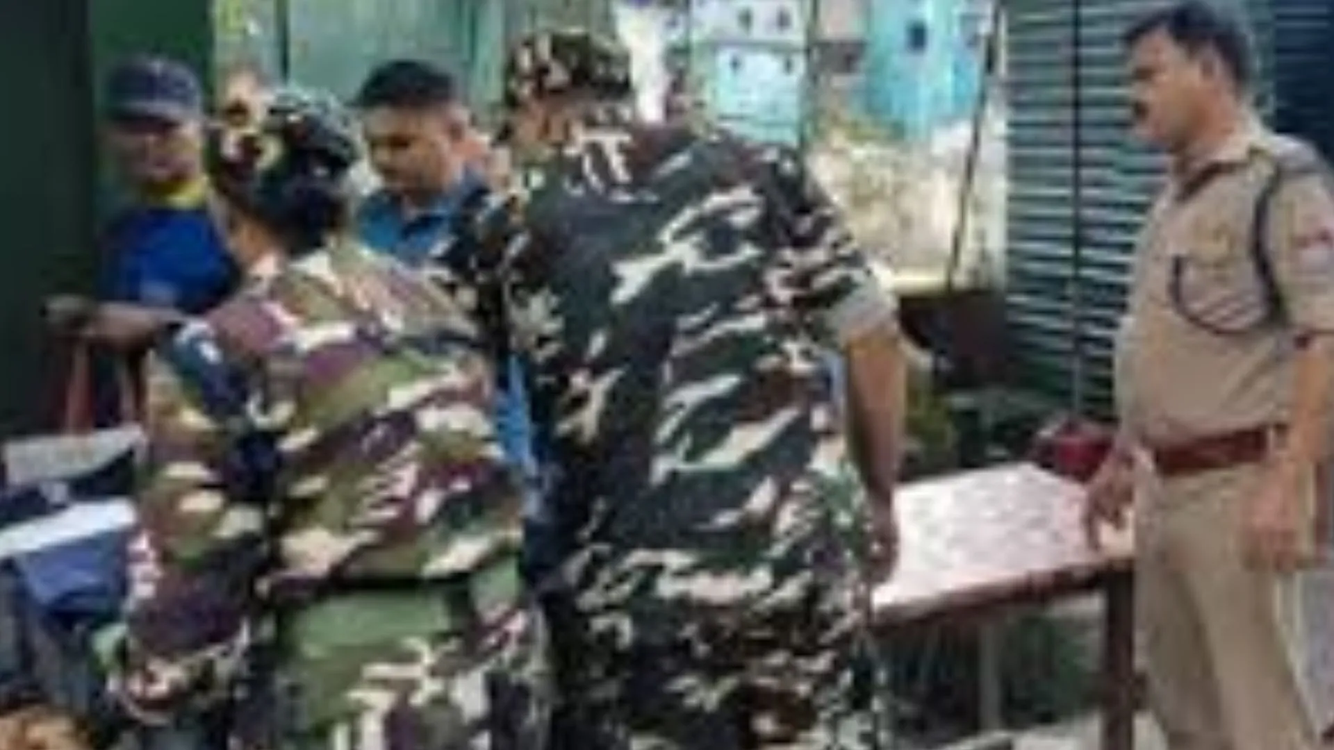 यूपी-बिहार और पश्चिम बंगाल आ रहे नेपाल की जेल से फरार कैदी, 60 को SSB ने दबोचा