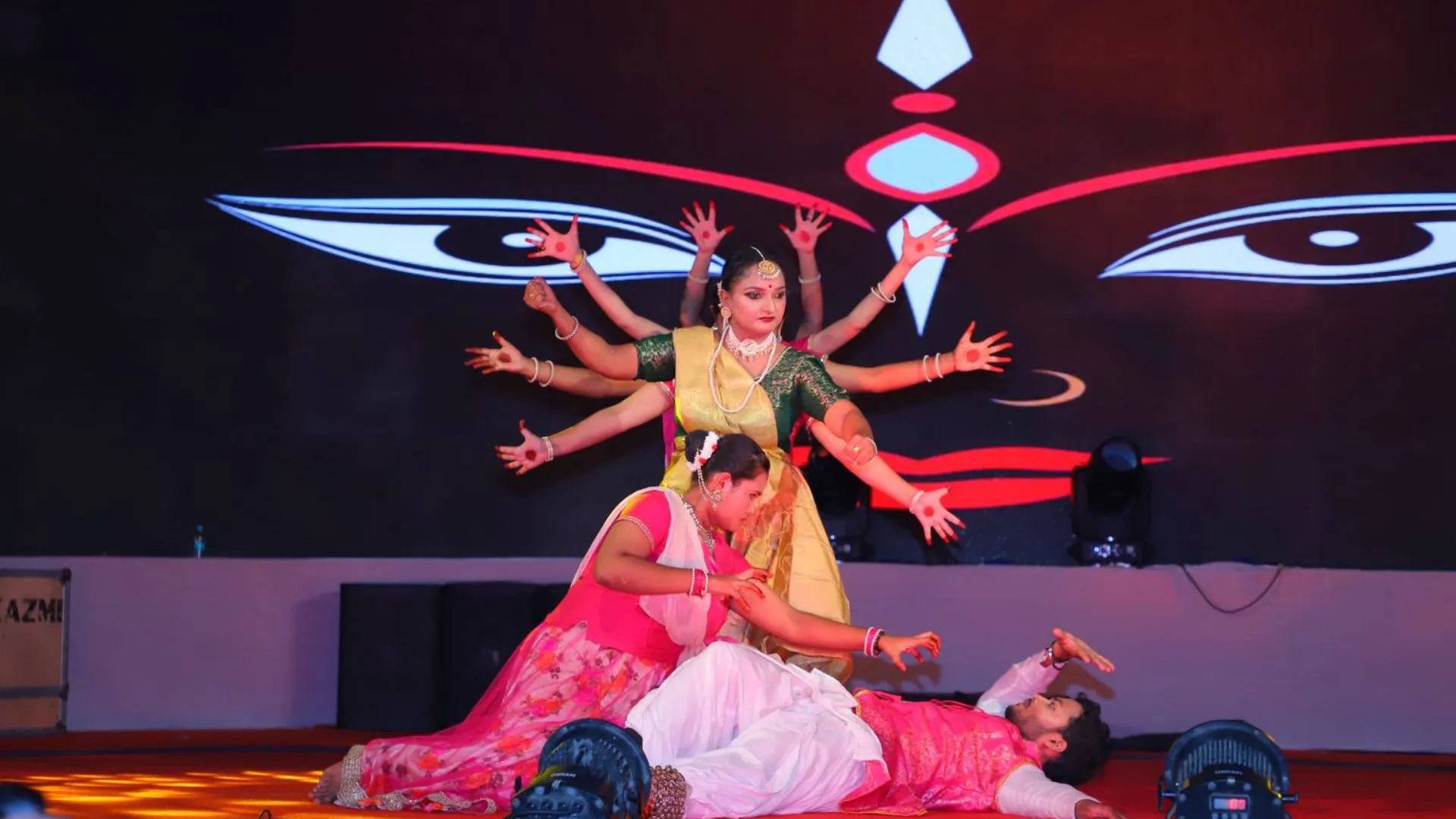 कहानी, शायरी और संगीत से सजा गोमती पुस्तक महोत्सव का सातवां दिन...सांस्कृतिक शाम में मुशायरे से श्रोता मंत्रमुग्ध 