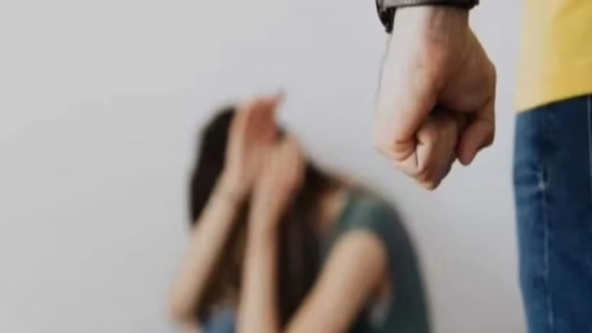 बेहोश कर पत्नी संग जबरन बनाए अप्राकृतिक संबंध..विरोध करने पर जान से मरने की धमकी, आरोपी के खिलाफ  मुकदमा दर्ज