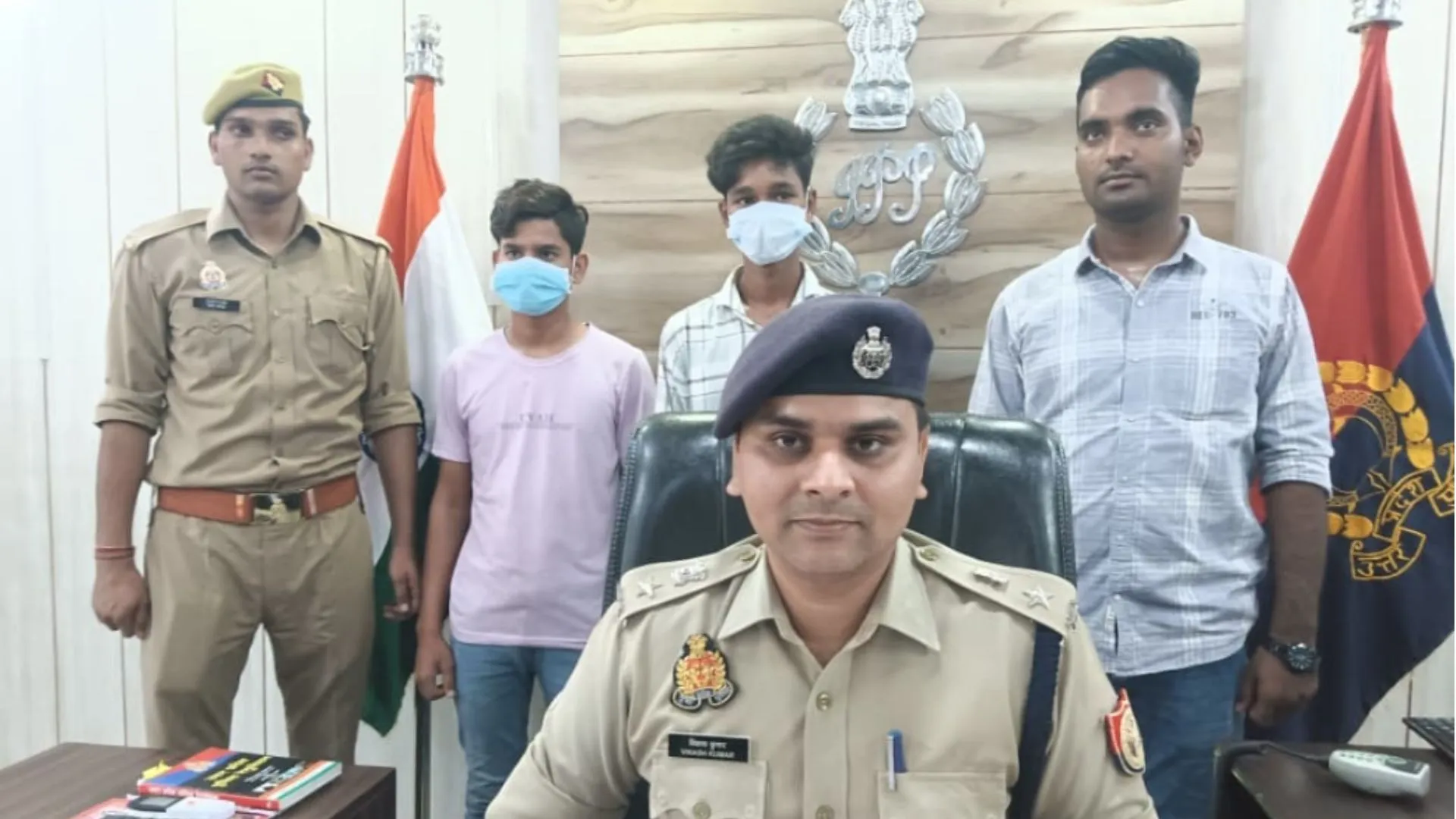 बलरामपुर में यूट्यूब चैनल हैक कर फिरौती मांगने वाले दो आरोपी गिरफ्तार, 8 लाख की मांग 