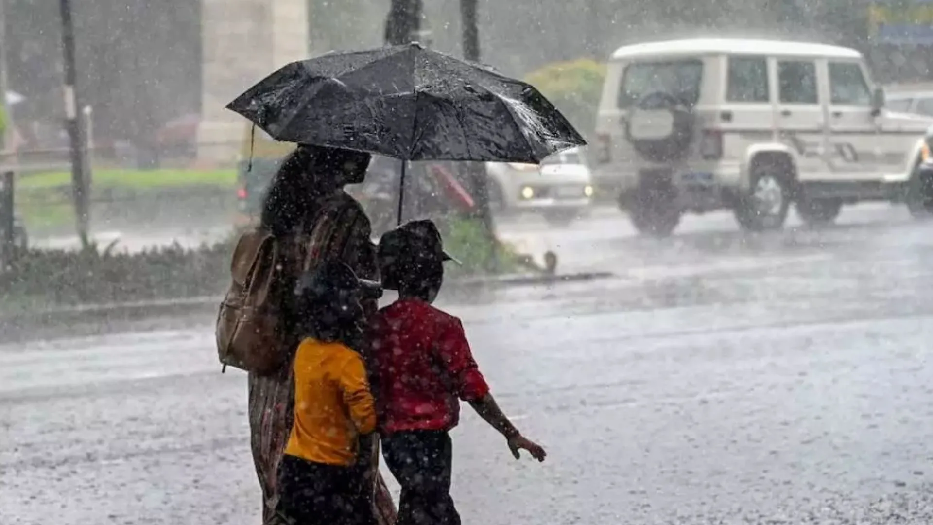 Monsoon in Uttar Pradesh: विदा होने की ओर मानसून, दो दिन बाद बूंदाबांदी के आसार