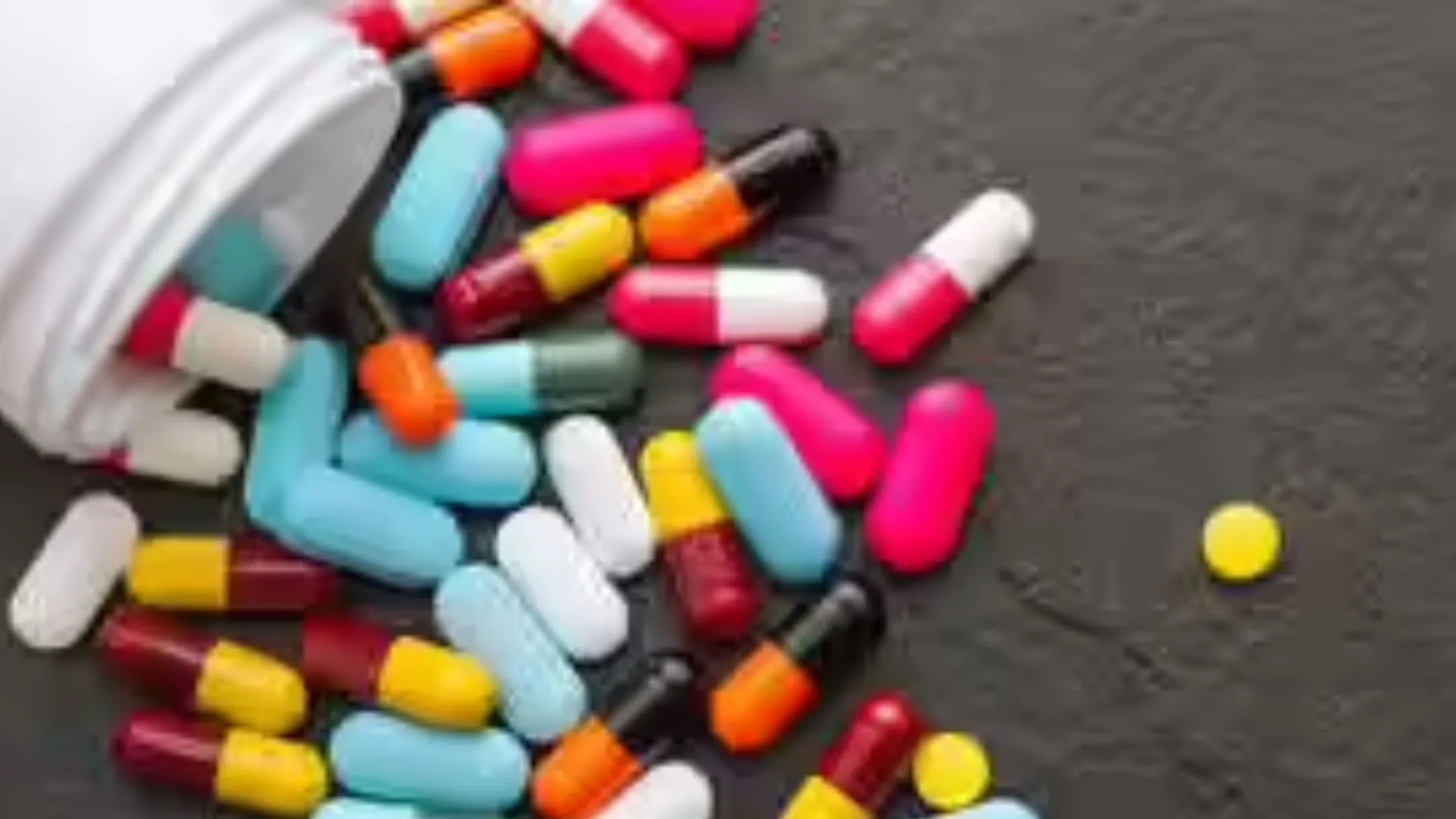 New GST Rates: दवाओं पर कम डिस्काउंट, GST बदलाव की वजह से मरीजों की जेब पर असर 