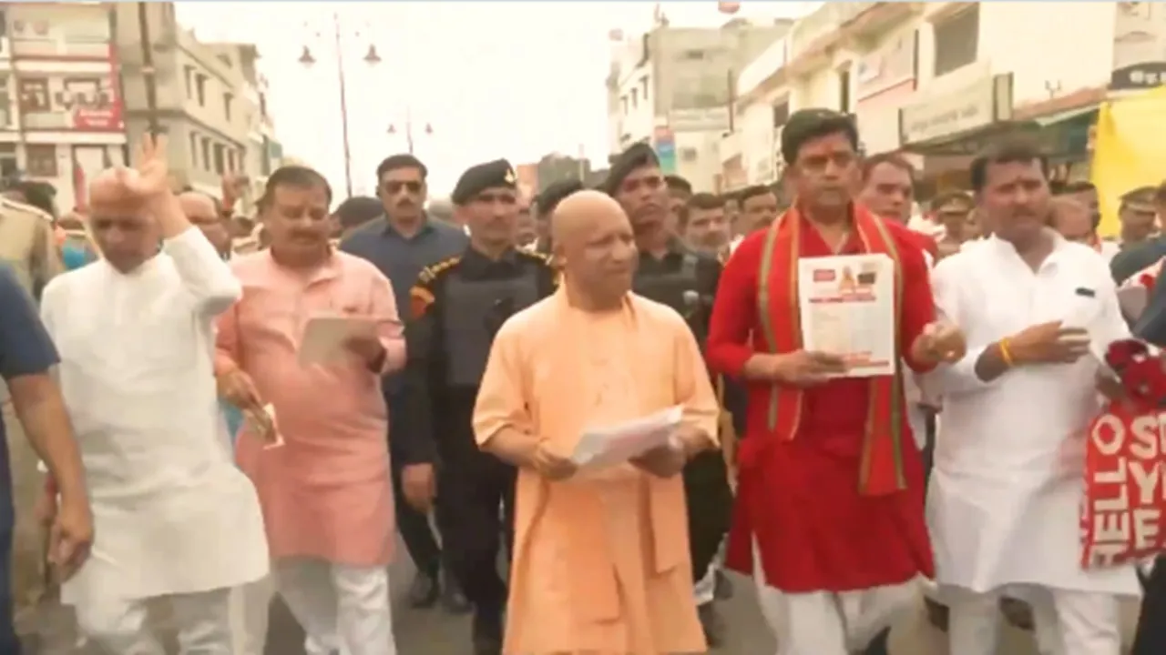 गोरखपुर न्यूज: जीएसटी सुधार से बढ़ेगा उत्पादन, होगा रोजगार सृजन, व्यापारियों से संवाद के बाद बोले सीएम योगी 