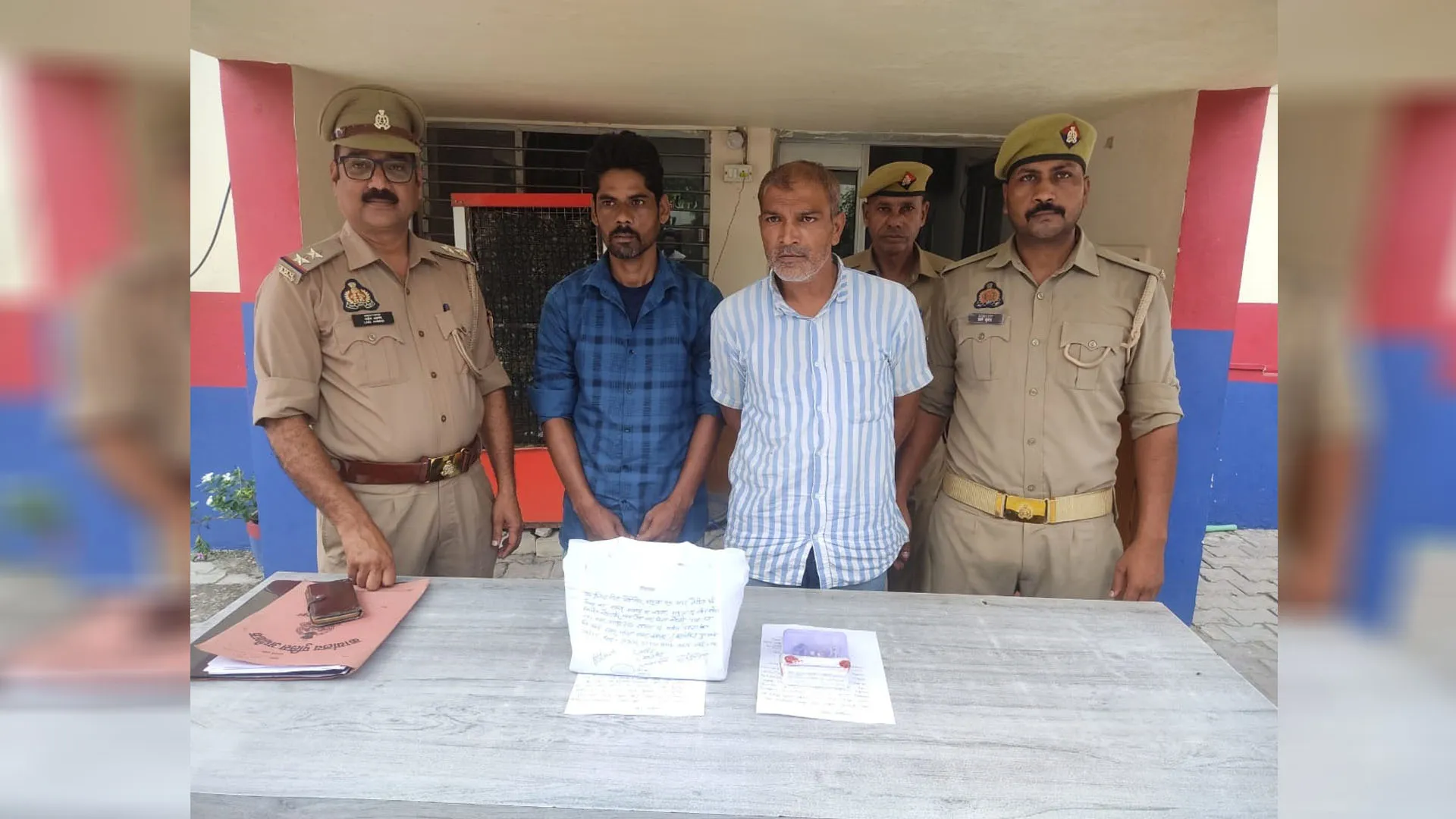 Rampur : बस में महिला से लूट करने वाले दो गिरफ्तार, 24 घंटे के अंदर पकड़े बदमाश