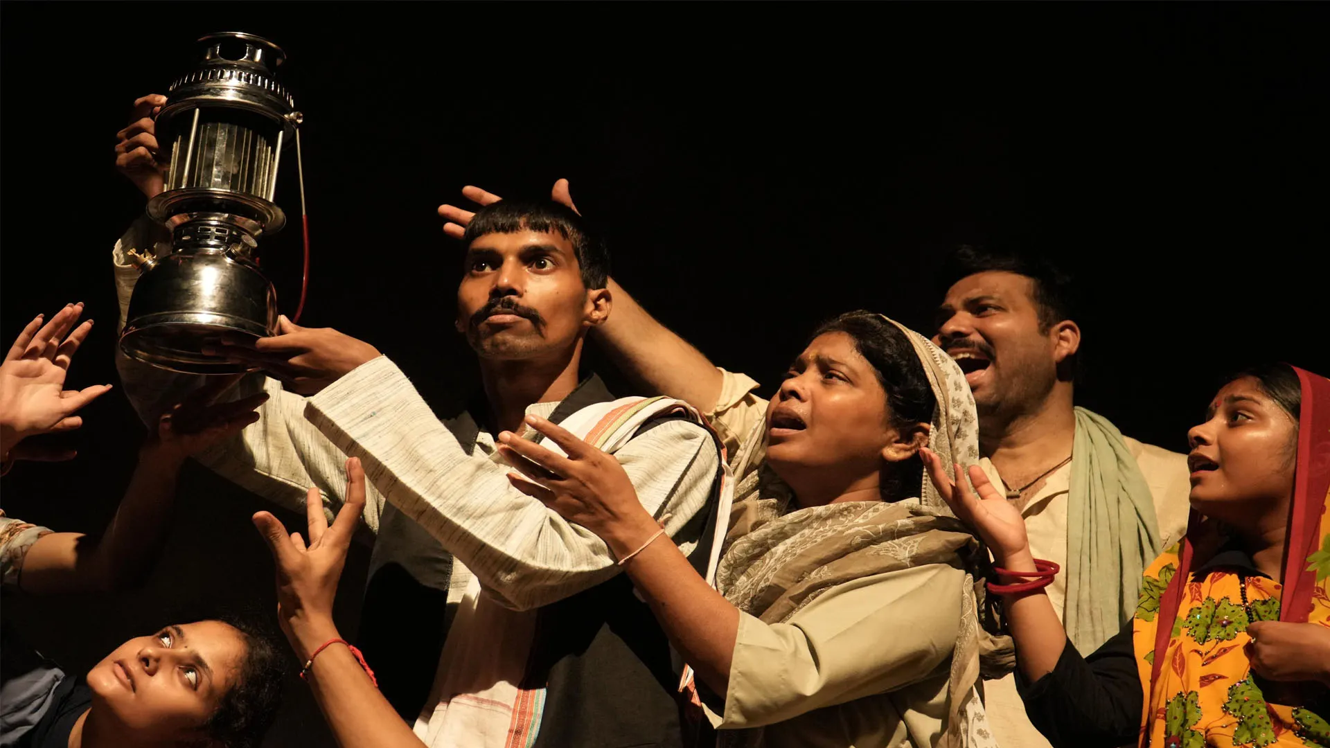 Bareilly : पंचलाइट वाले'' से ''बर्फ'' तक सात दिन शहर में रंगमंच का महाकुंभ