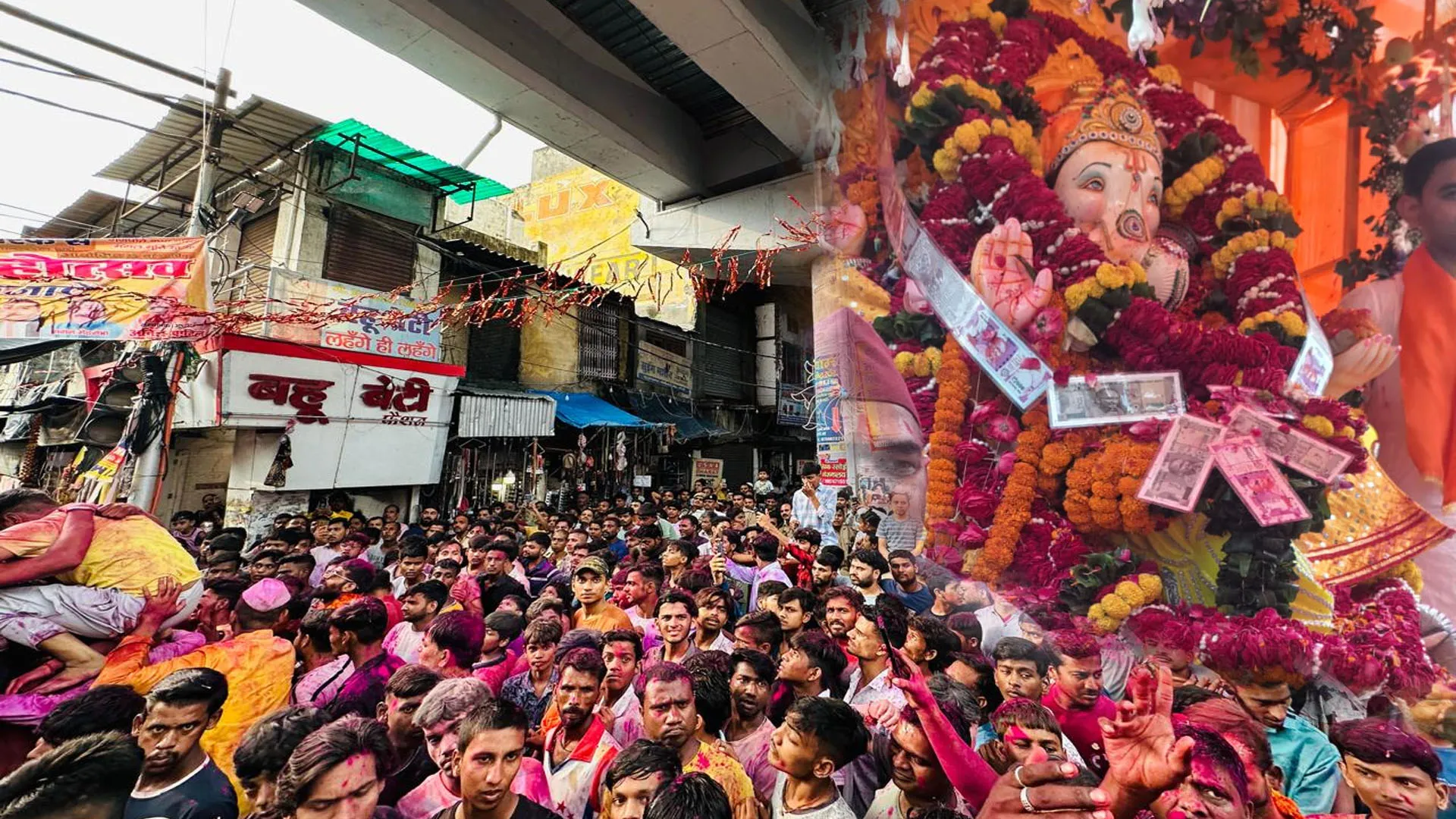 Bareilly : विदा हुए गणपति बप्पा...अगले बरस जल्दी आने के वादे संग निकाली भव्य शोभायात्रा