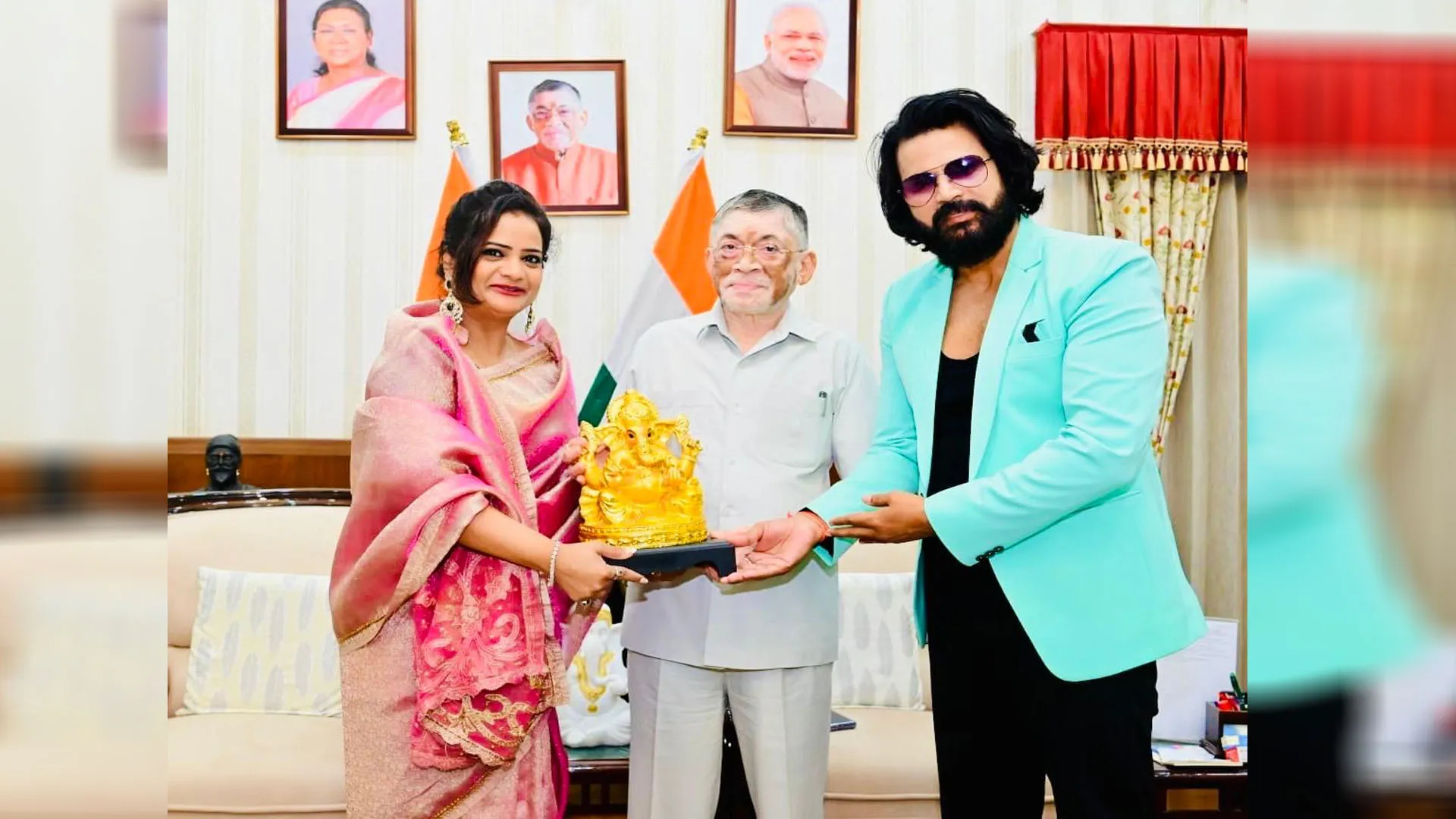 झारखंड के राज्यपाल संतोष गंगवार से मिले मुकेश जे भारती व मंजू भारती