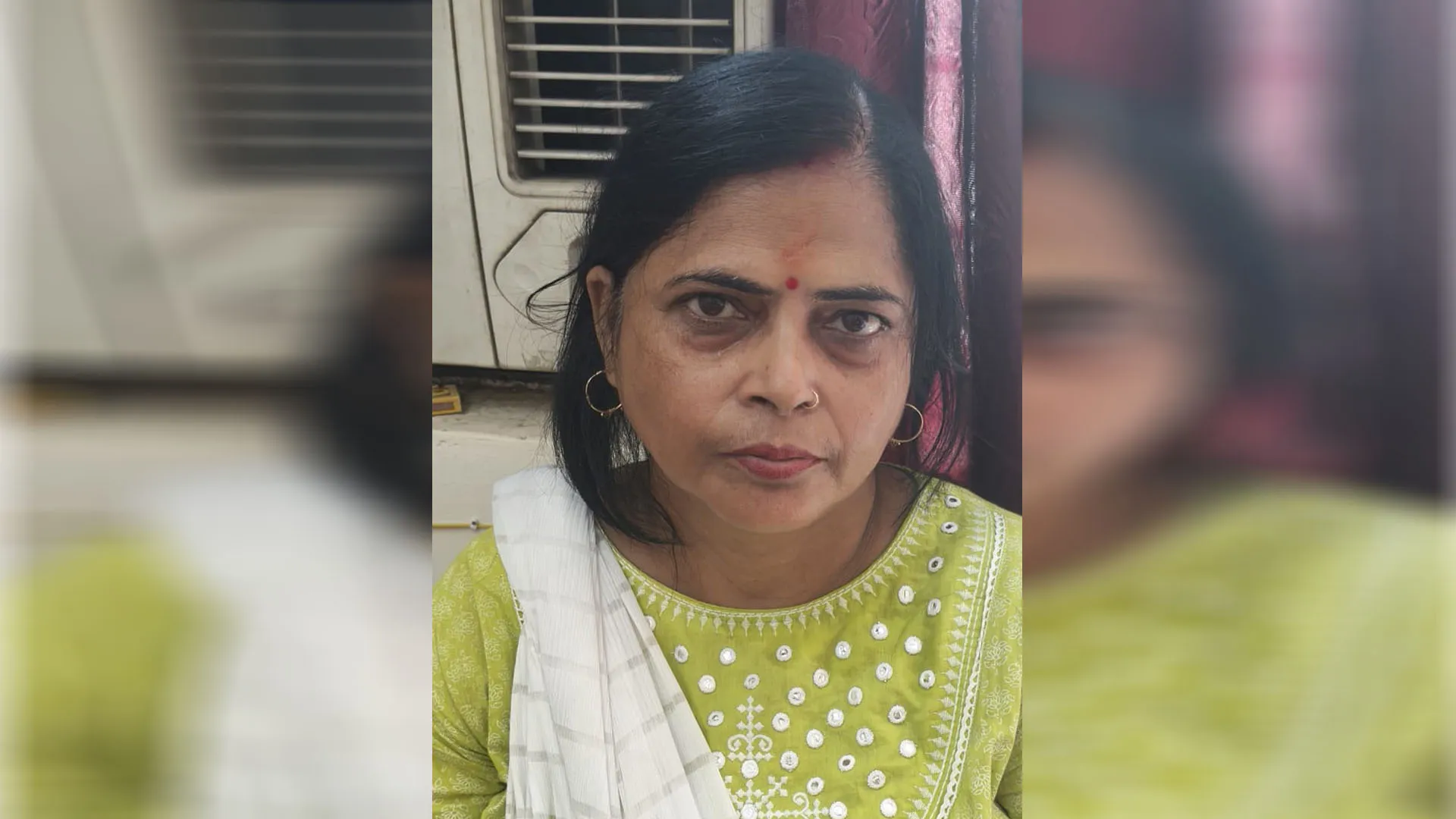 Bareilly : प्रधानाध्यापिका कक्षा में 50 हजार की रिश्वत लेते गिरफ्तार, बेखौफ होकर करती थी घूसखोरी की बातें