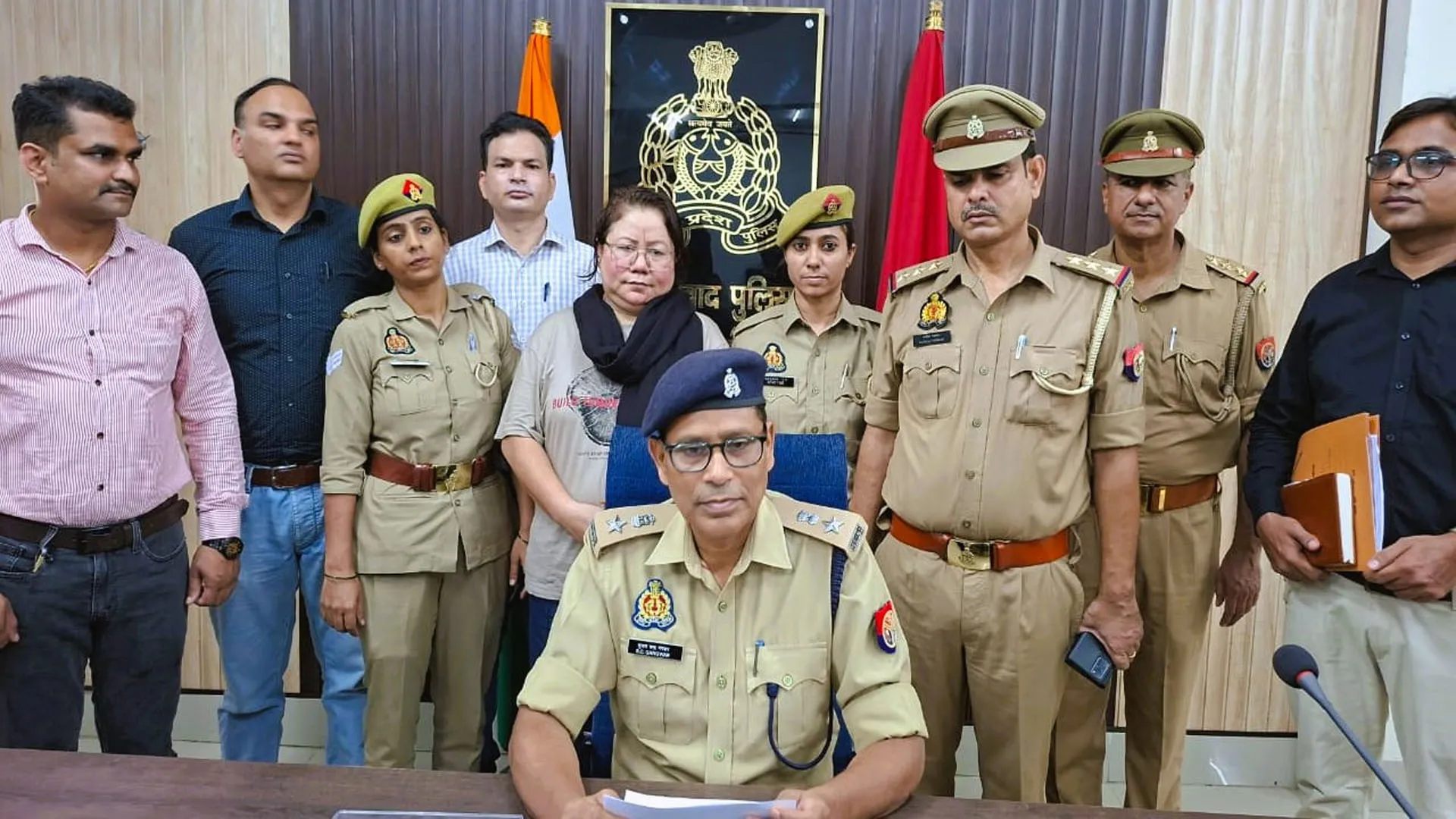 Moradabad : मणिपुर की महिला ने कस्टम अधिकारी बनकर शिक्षिका से की थी 94.78 लाख की ठगी