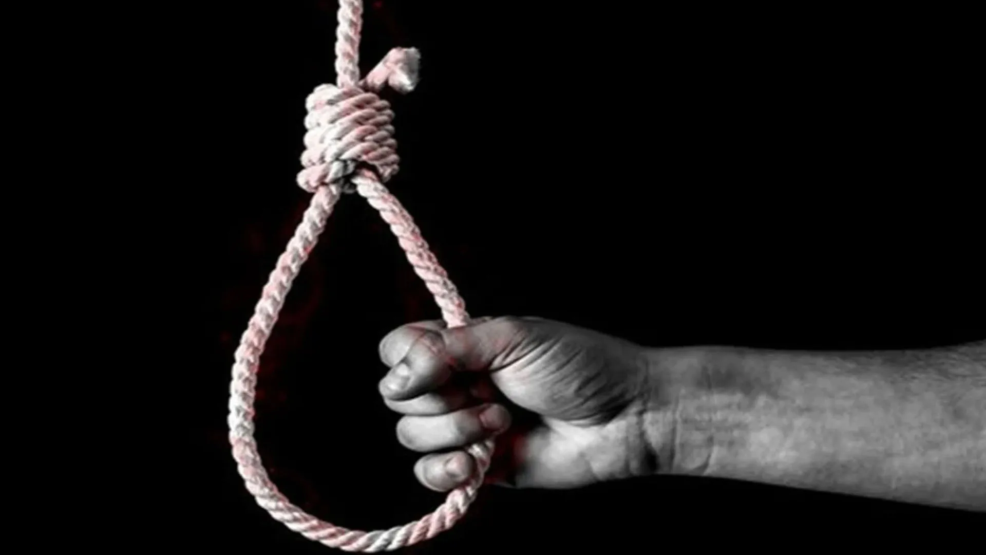 ललितपुर में प्रेमी युगल ने फंदा लगाकर दी जान, परिजनों में कोहराम 