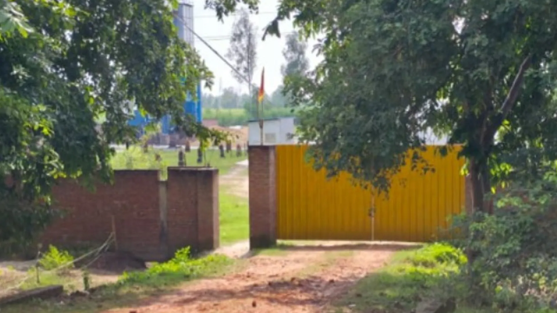 पीलीभीत: सीड प्लांट मालिक ने किया धान का अवैध स्टॉक, मंडी प्रशासन ने वसूला 1.72 लाख रुपये जुर्माना