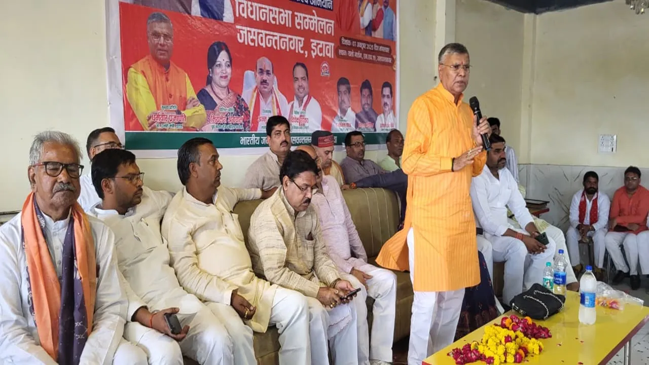 कानपुर: जीएसटी दरों में कटौती सभी के लिए दीपावली का उपहार, बोले मंत्री धर्मवीर प्रजापति