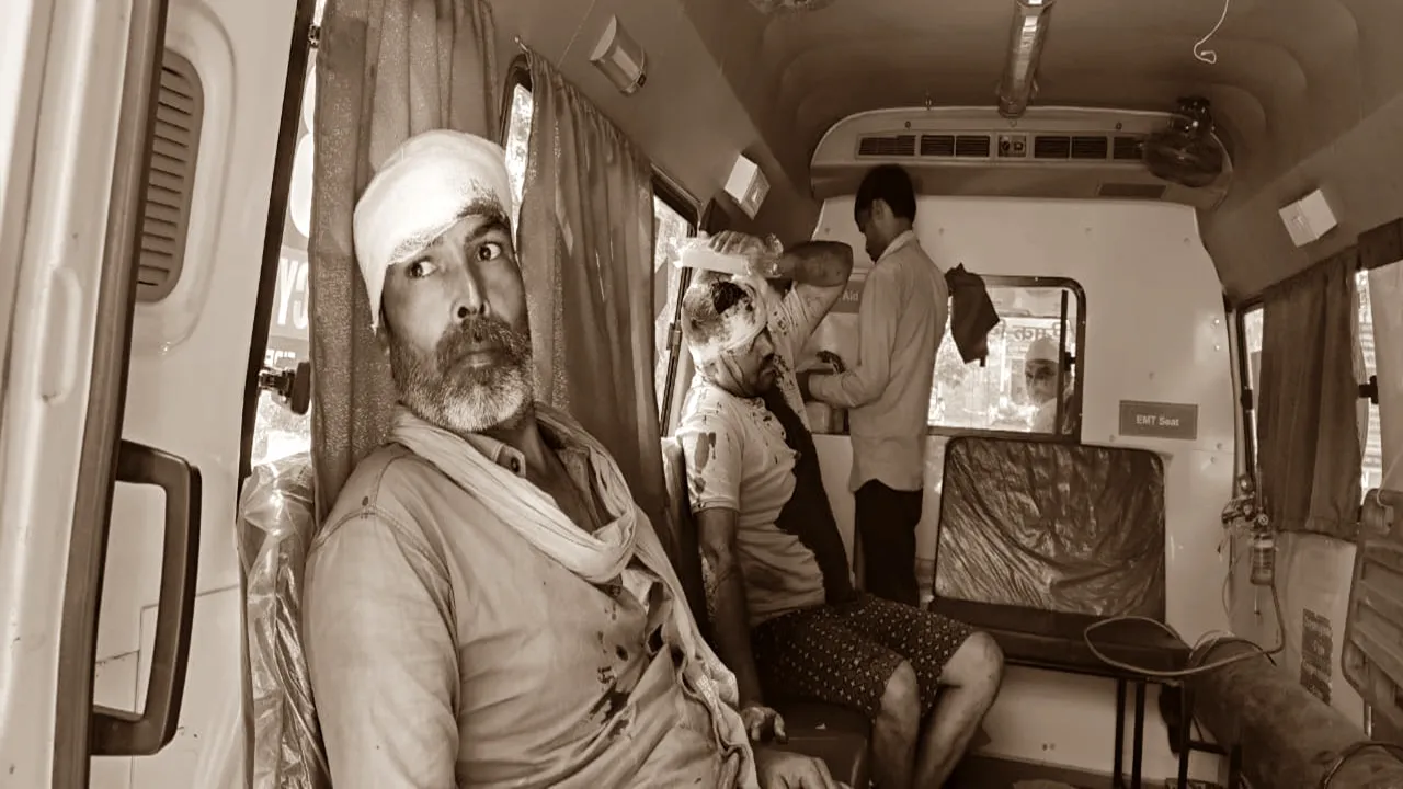 बाराबंकी में दो समुदायों में जमकर चले लाठी-डंडे, 5 गंभीर