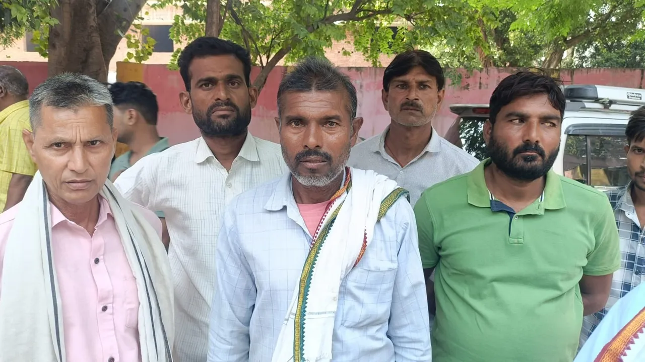 कानपुर : बाइक की जोरदार टक्कर से 20 मीटर तक घिसटता रहा किशोर, गई जान 
