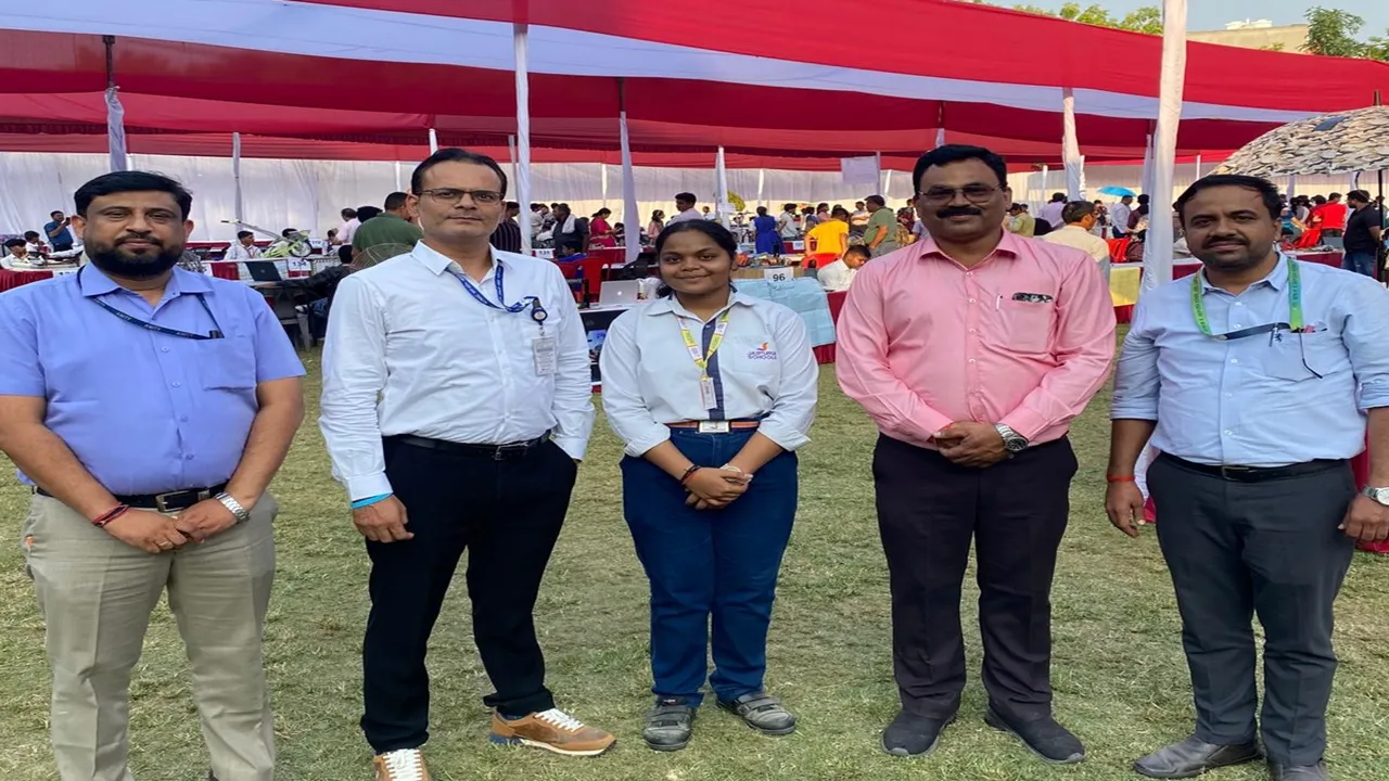 नेशनल इंस्पायर अवार्ड :  पूजा के थ्रेसर के बाद मान्या की फोल्डेबल सीढ़ी ने किया कमाल, रोशन किया बाराबंकी का नाम 