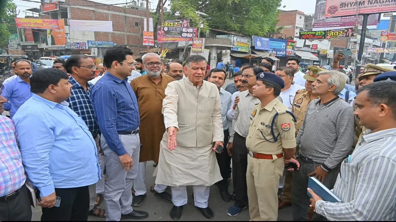 कानपुर : लाल बंगला में जाम का कारण बन रहा ट्रांसफार्मर होगा शिफ्ट, विधानसभा अध्यक्ष ने केस्को एमडी और डीसीपी ट्रैफिक को बुलाकर दिए निर्देश 