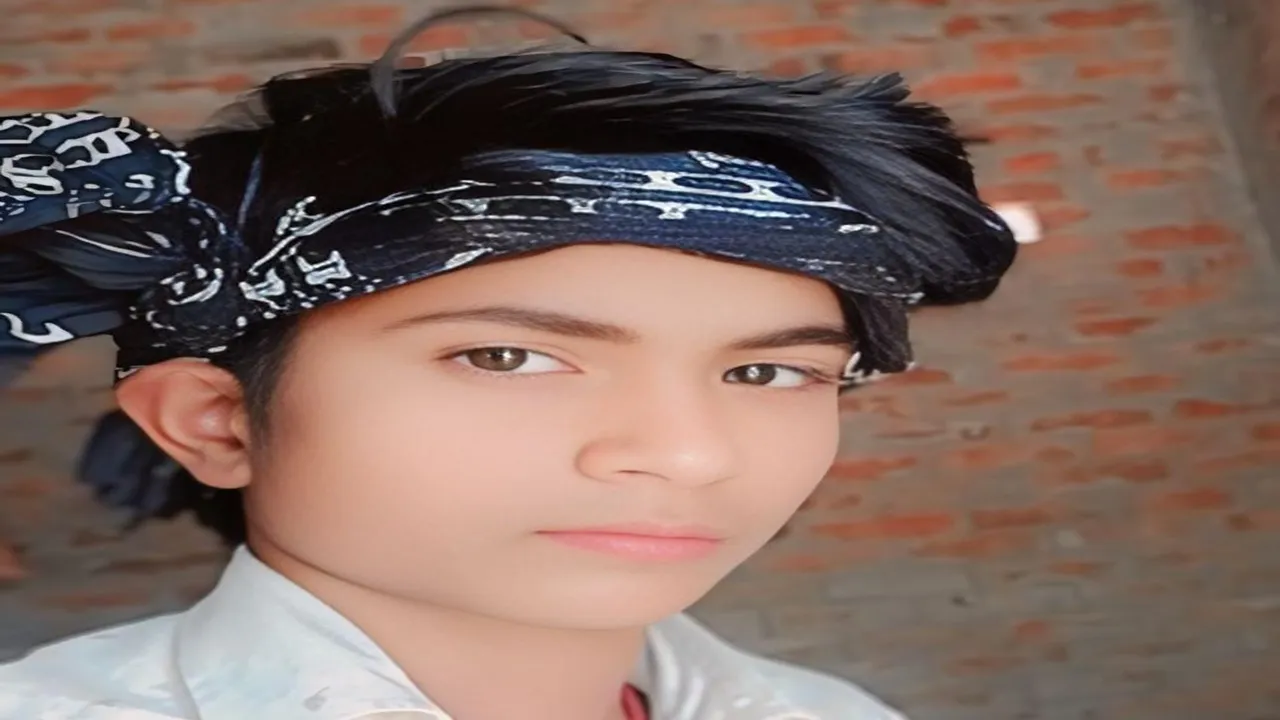 बाराबंकी : जंपिंग झूले से जमीन पर गिरे किशोर की मौत, छठ पूजा मेला के दौरान हुआ हादसा 