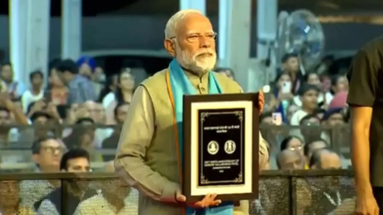 PM मोदी ने गुजरात को दी बड़ी सौगात : एकता नगर में 1220 करोड़ रुपये की परियोजनाओं का किया उद्घाटन व शिलान्यास 