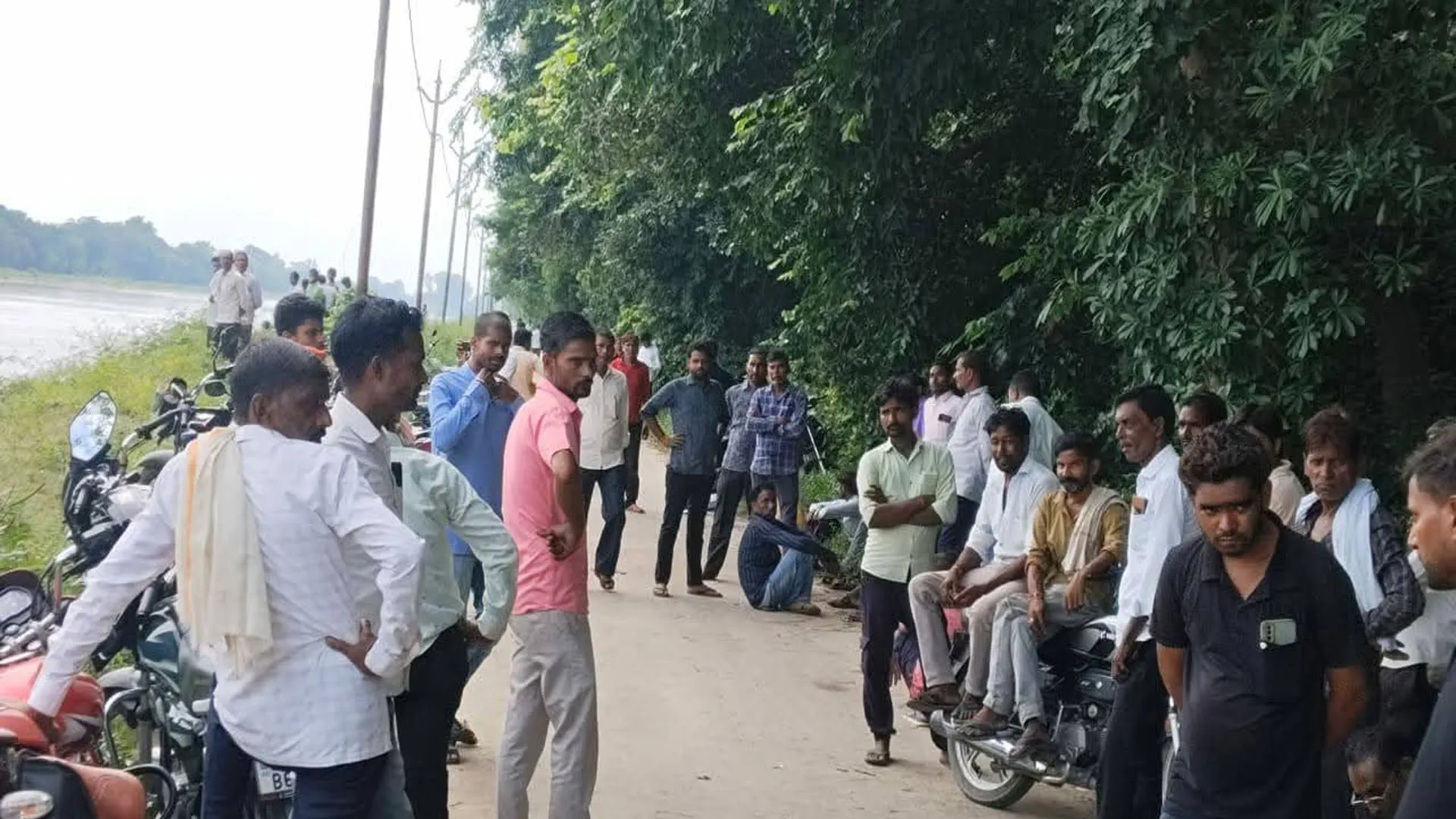 लखीमपुर खीरी : पारिवारिक विवाद में बुजुर्ग ने शारदा नहर में लगाई छलांग, गोताखोरों की मदद से तलाश