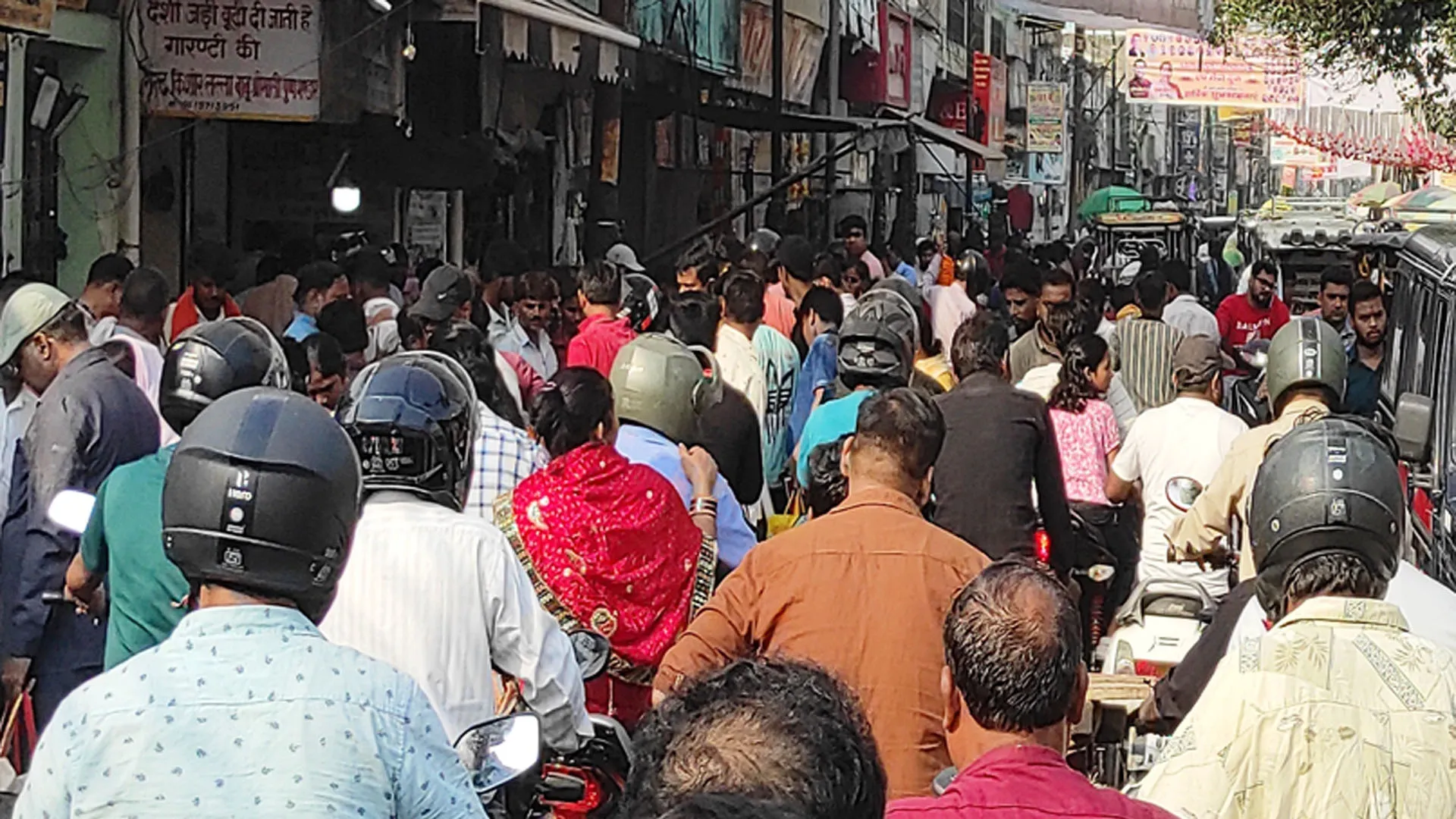 Bareilly: इस दिवाली बाजार पर हुई धनवर्षा...तीन दिन में 1500 करोड़ का कारोबार
