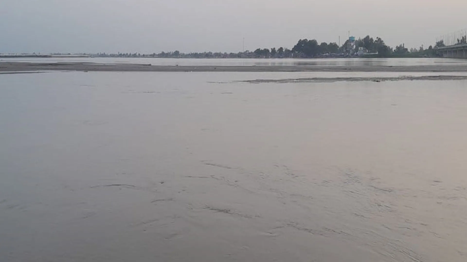 UP : सात दिन बाद फिर बढ़ा गंगा का जलस्तर, नरौरा से छोड़ा गया 35 हजार क्यूसेक पानी