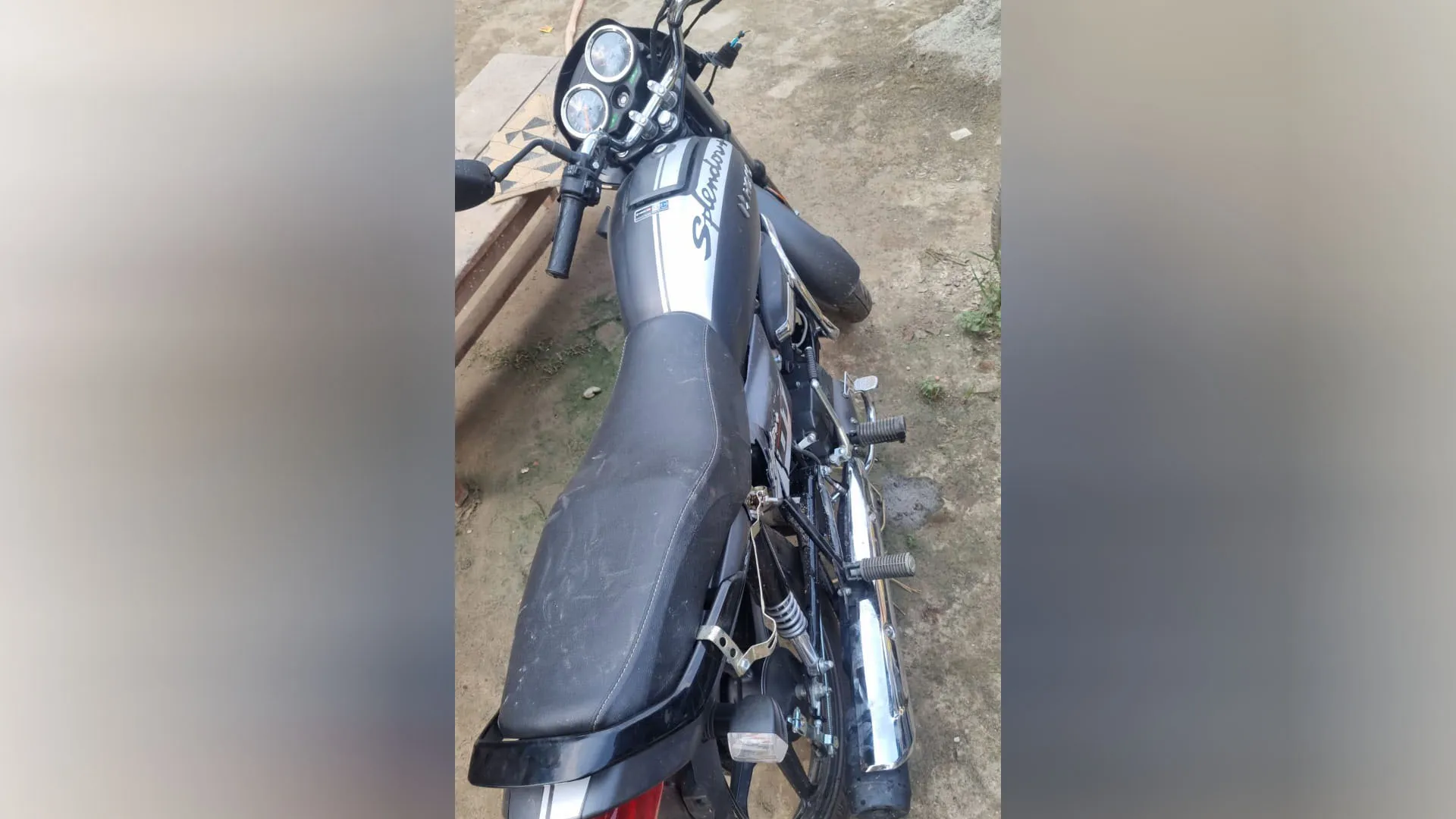 लखीमपुर खीरी: त्योहार की खुशियां मातम में बदलीं...ससुराल आए दो लोगों समेत तीन की सड़क हादसे में मौत