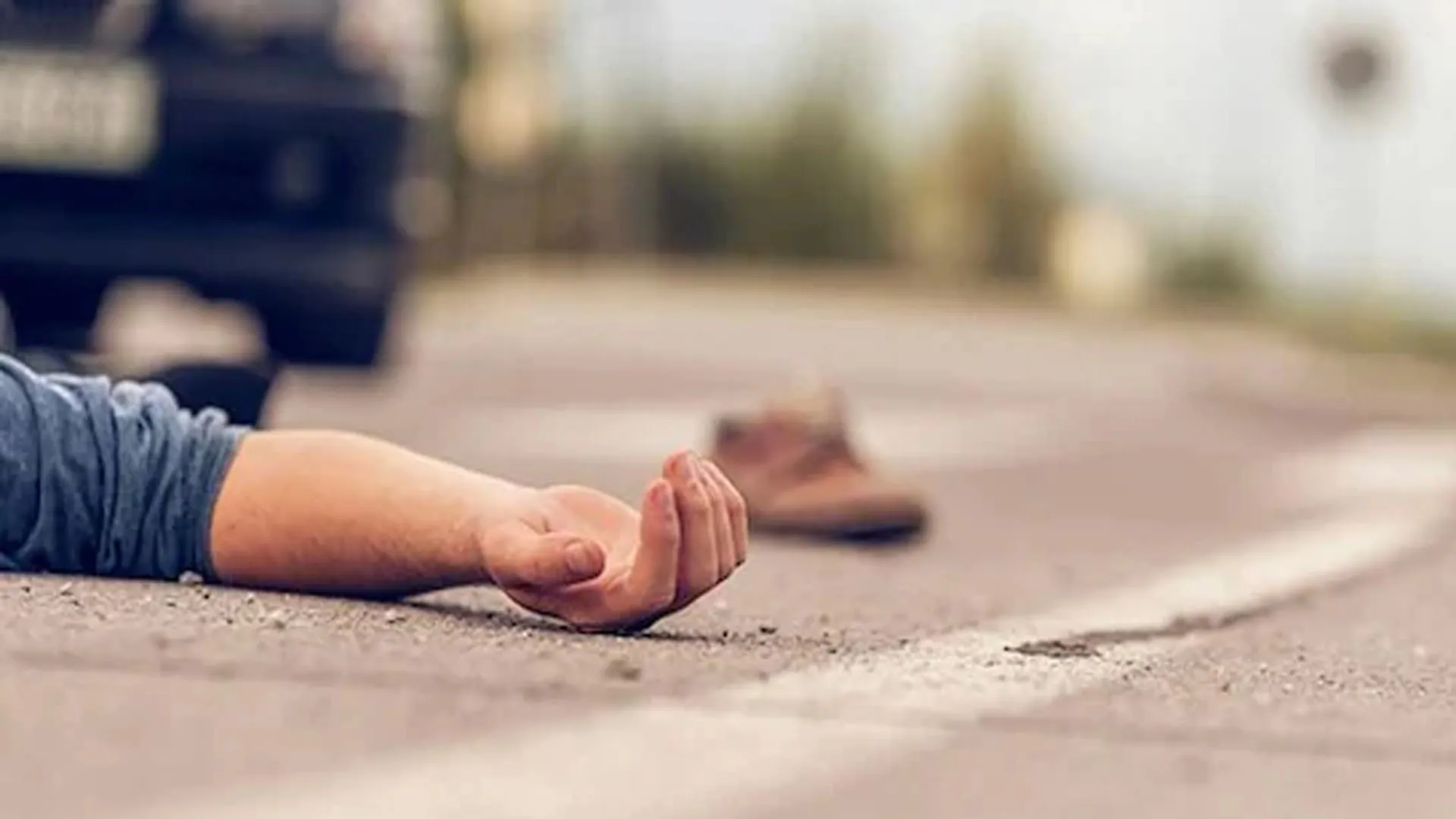बदायूं : परिजनों से विवाद के बाद घर से निकला, सड़क हादसे में युवक की मौत