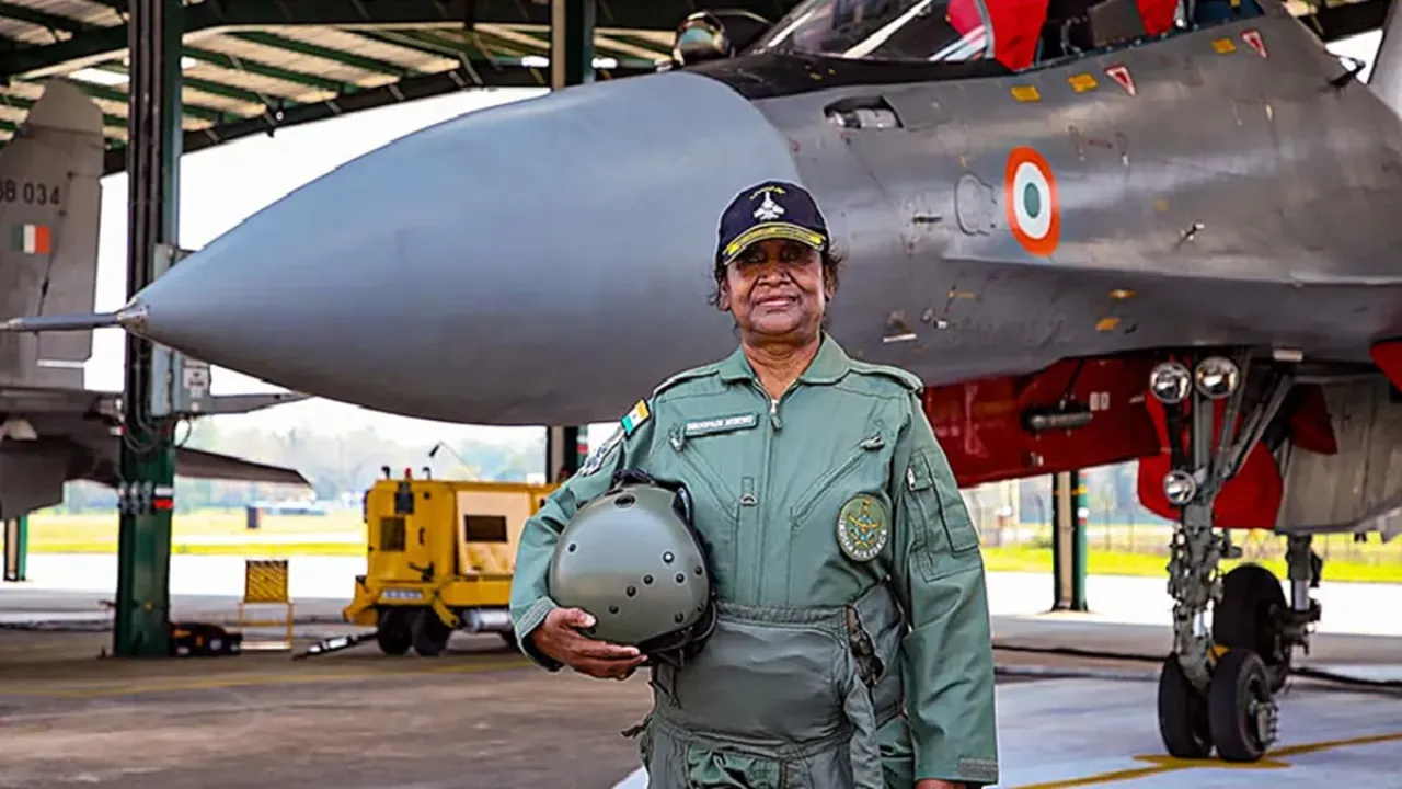 राष्ट्रपति मुर्मू आज राफेल से भरेंगी उड़ान,  लड़ाकू विमान सफर करने वाली बनेंगी दूसरी महिला राष्ट्राध्यक्ष 