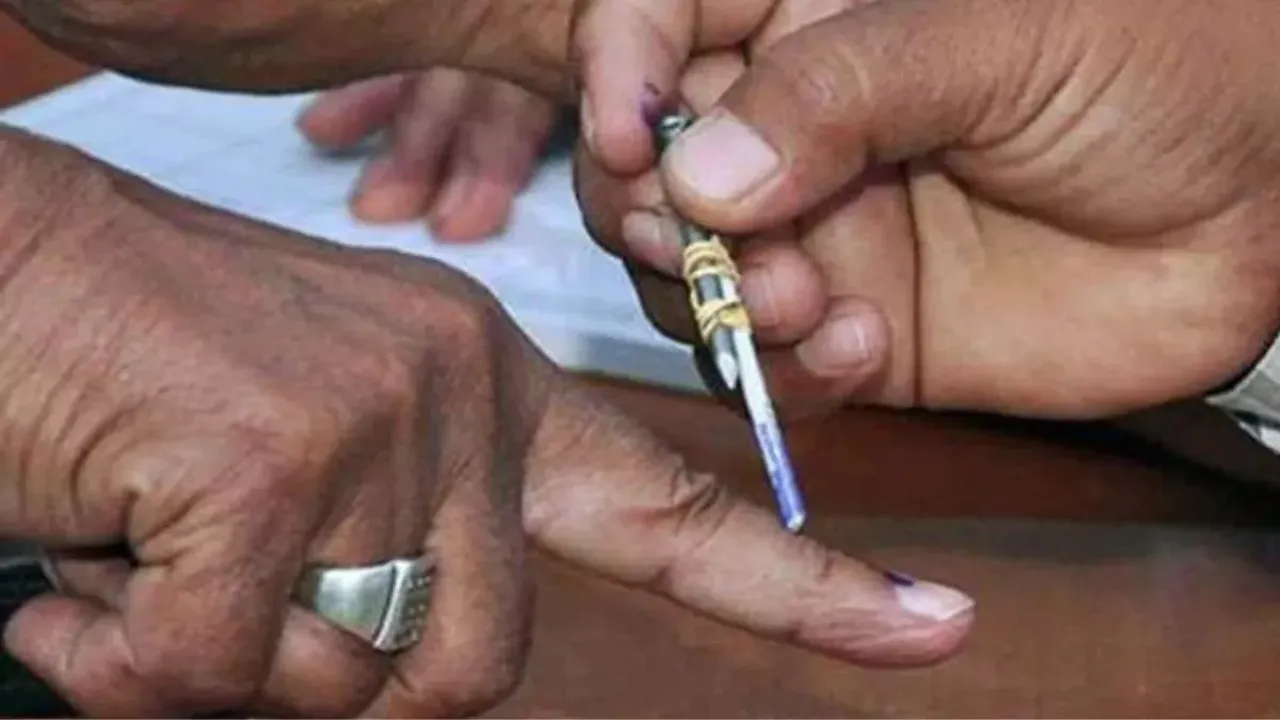 खंड शिक्षक निर्वाचन के लिए मात्र 217 ने किया आवेदन, शिक्षक निर्वाचन में मतदाता बनने की गति धीमी
