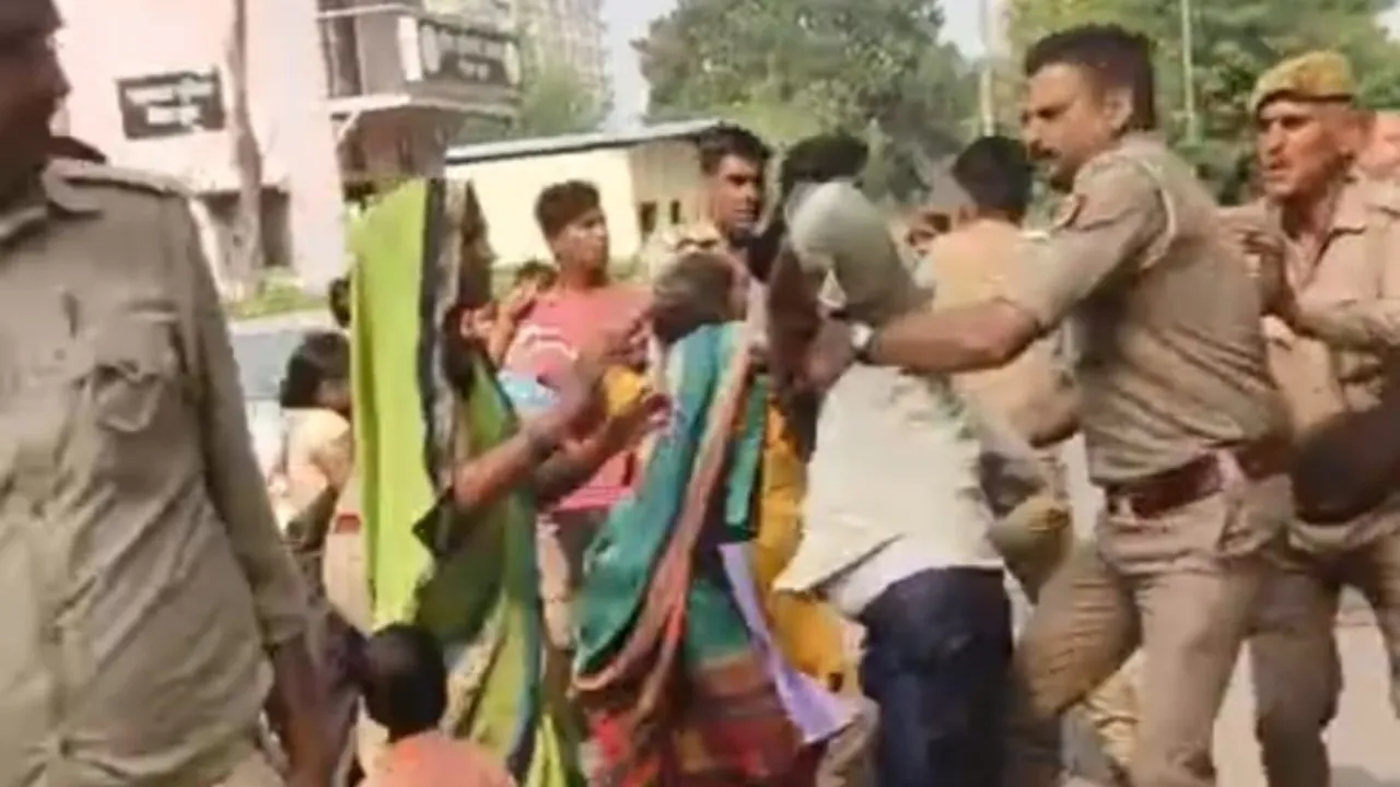 पुलिस ने पीटा... फोड़ा सिर और तोड़ा पैर मृत सफाई कर्मी के परिजन ने लगाए सुशांत गोल्फ सिटी पुलिस पर लगाए गंभीर आरोप