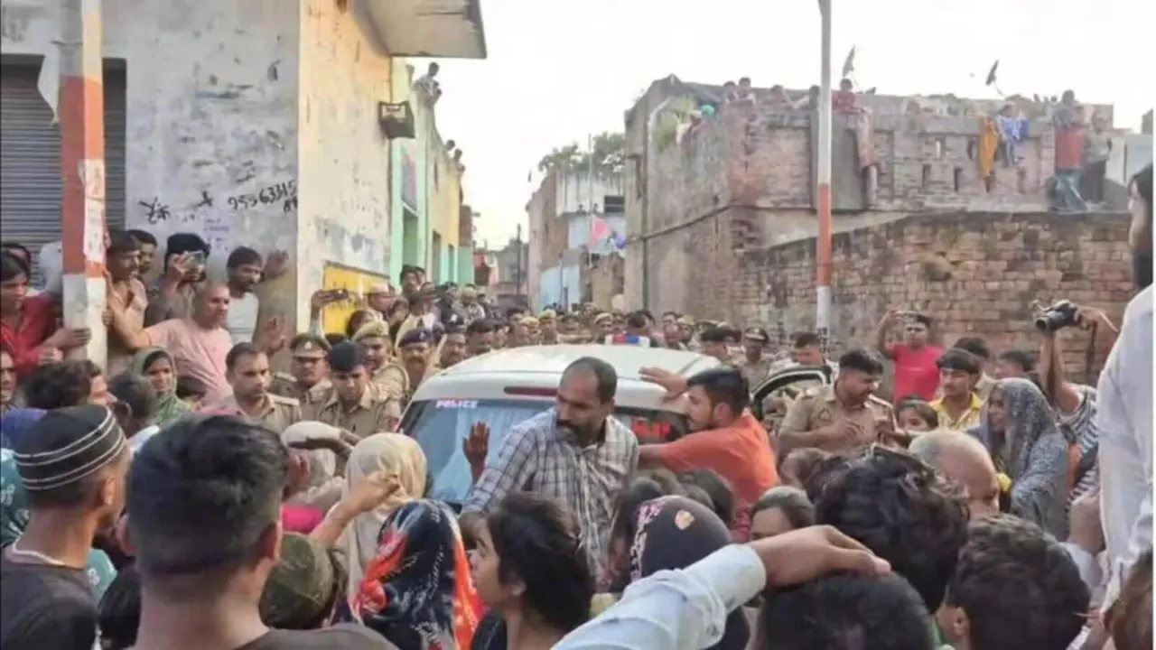बागपत ट्रिपल मर्डर केसः मौलाना से दो बच्चों ने लिया बदला... पत्नी समेत दो मासूम बेटियों की हत्या, 6 घंटों में पुलिस ने किया बड़ा खुलासा