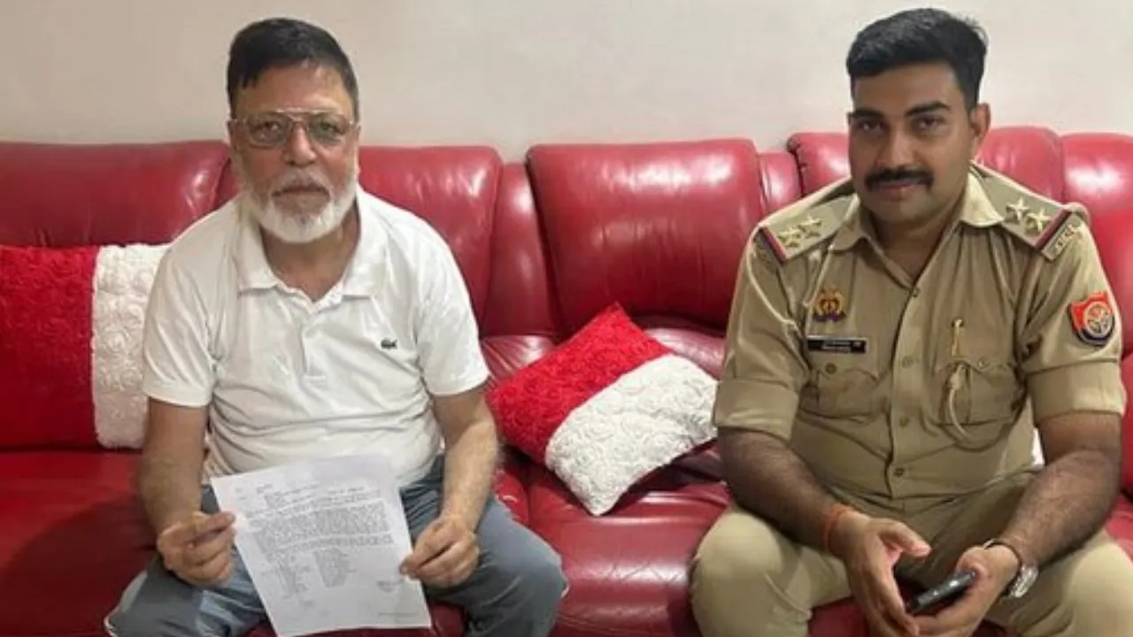 बरेली जाने को तैयार AAP नेताओं को पुलिस ने किया हाउस अरेस्ट, सांसद संजय सिंह बोले-''यूपी में कोई कानून नहीं'' 