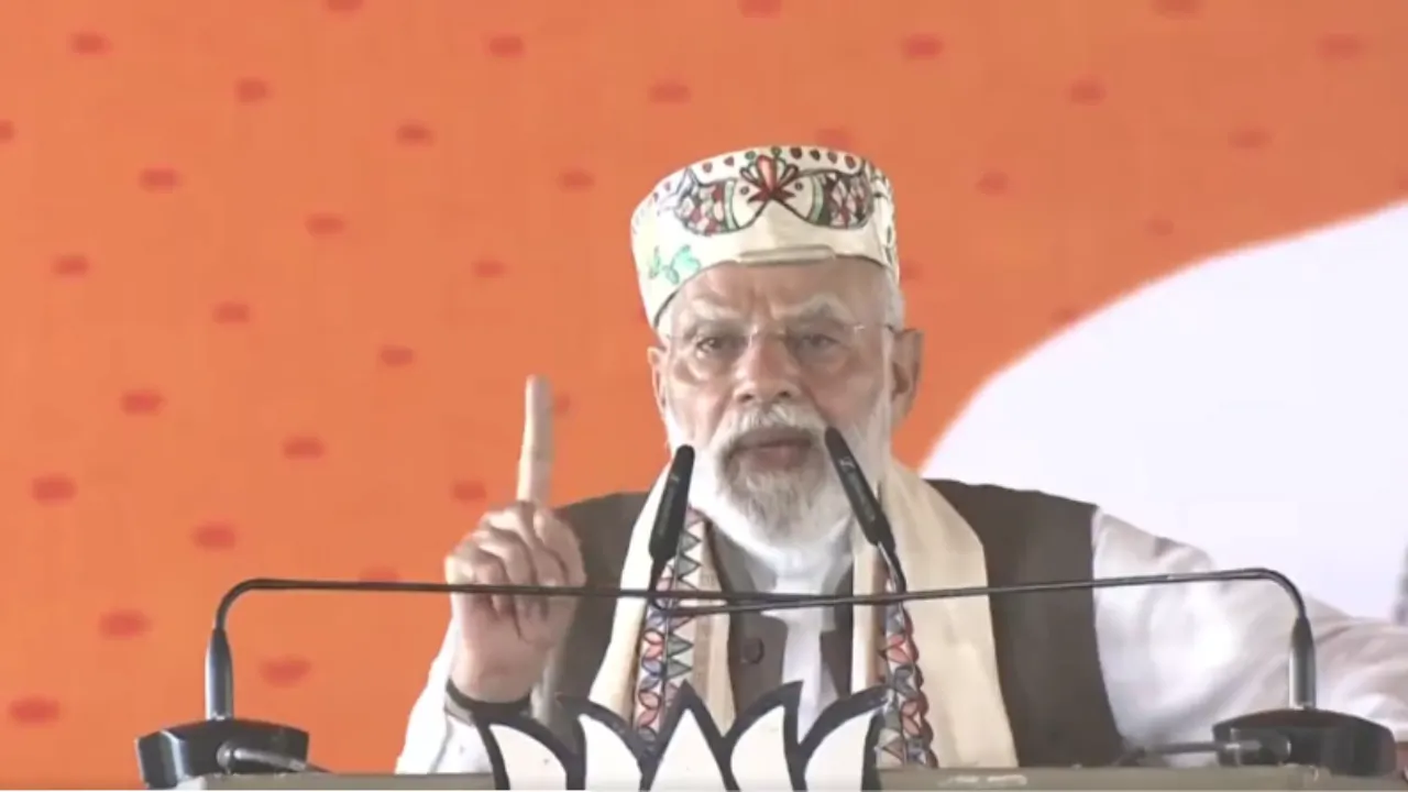 INDIA गठबंधन ने घोटालेबाजों को बनाया है उम्मीदवार... समस्तीपुर में गरजे पीएम मोदी, लालू परिवार पर भी साधा निशाना